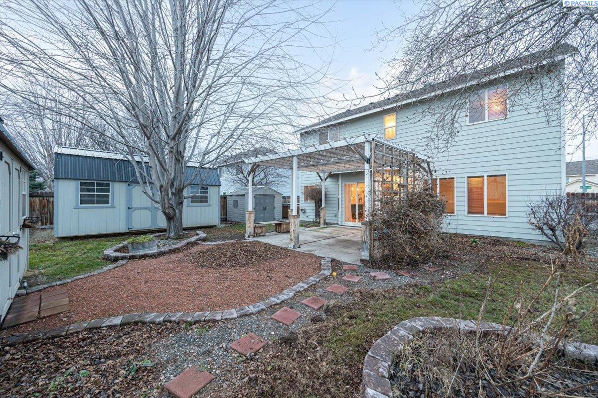 1801 W 28th Avenue