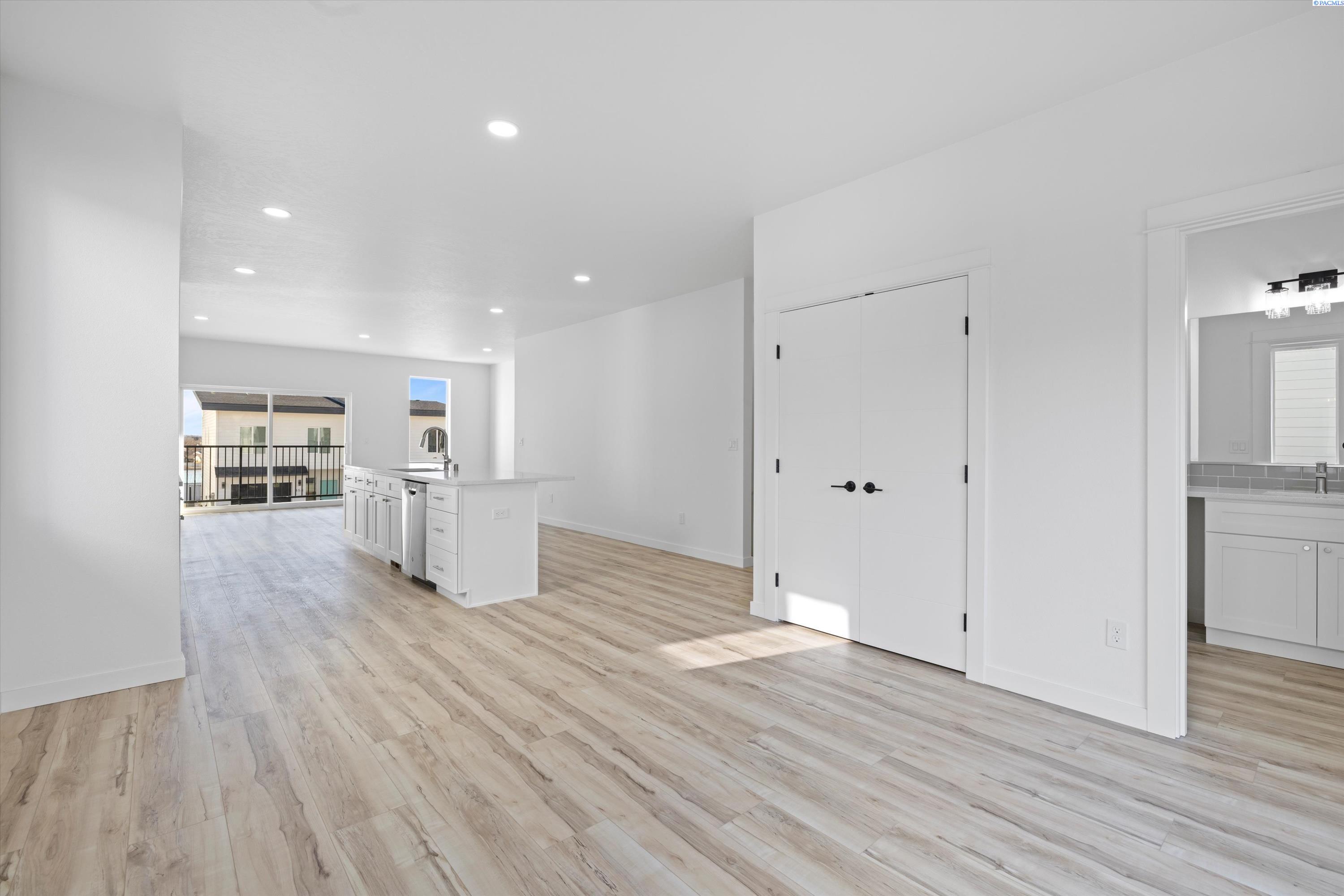 466 War Room Court Lot 13