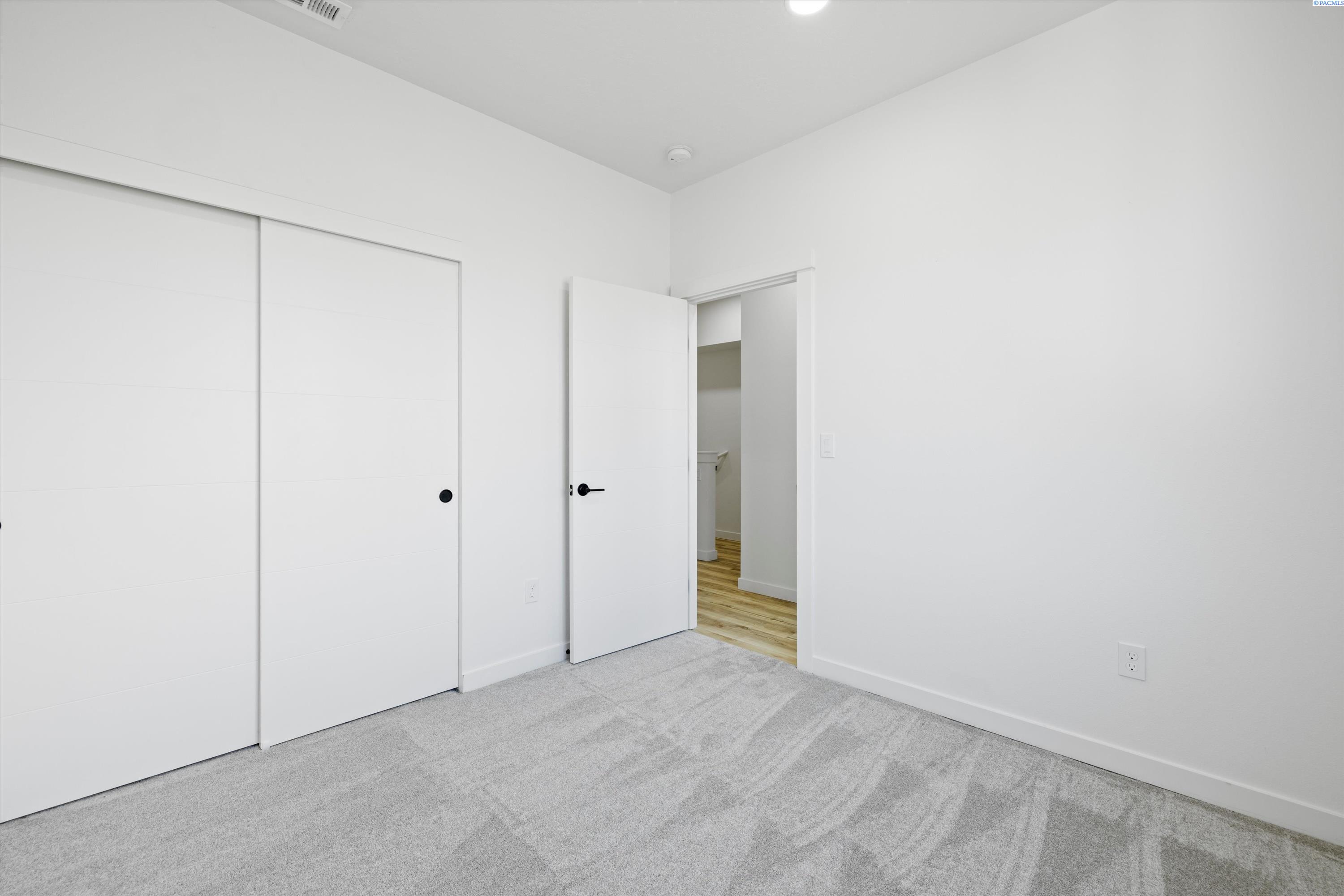 466 War Room Court Lot 13