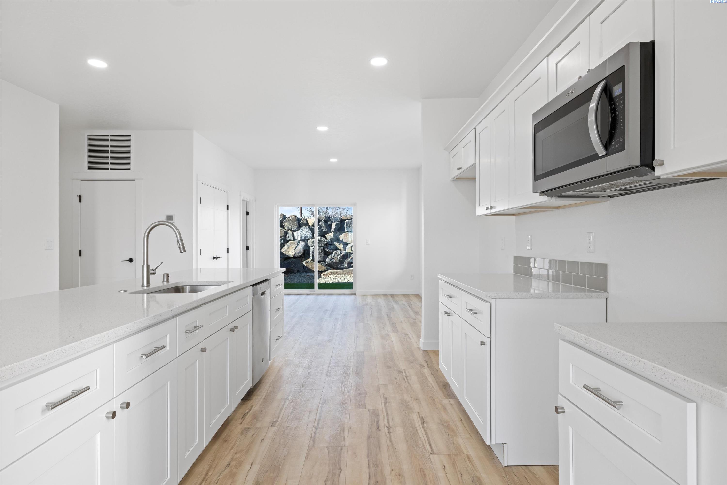 466 War Room Court Lot 13