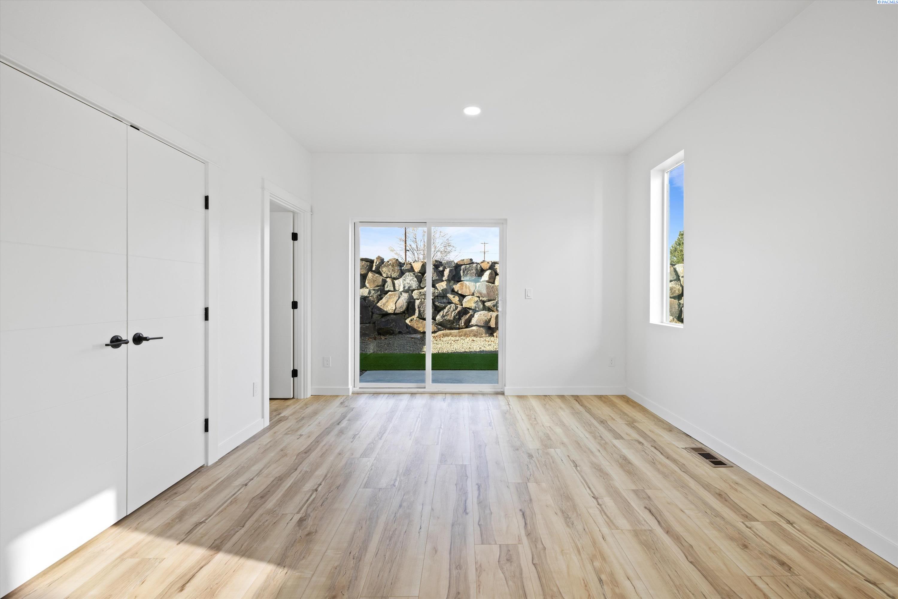 466 War Room Court Lot 13