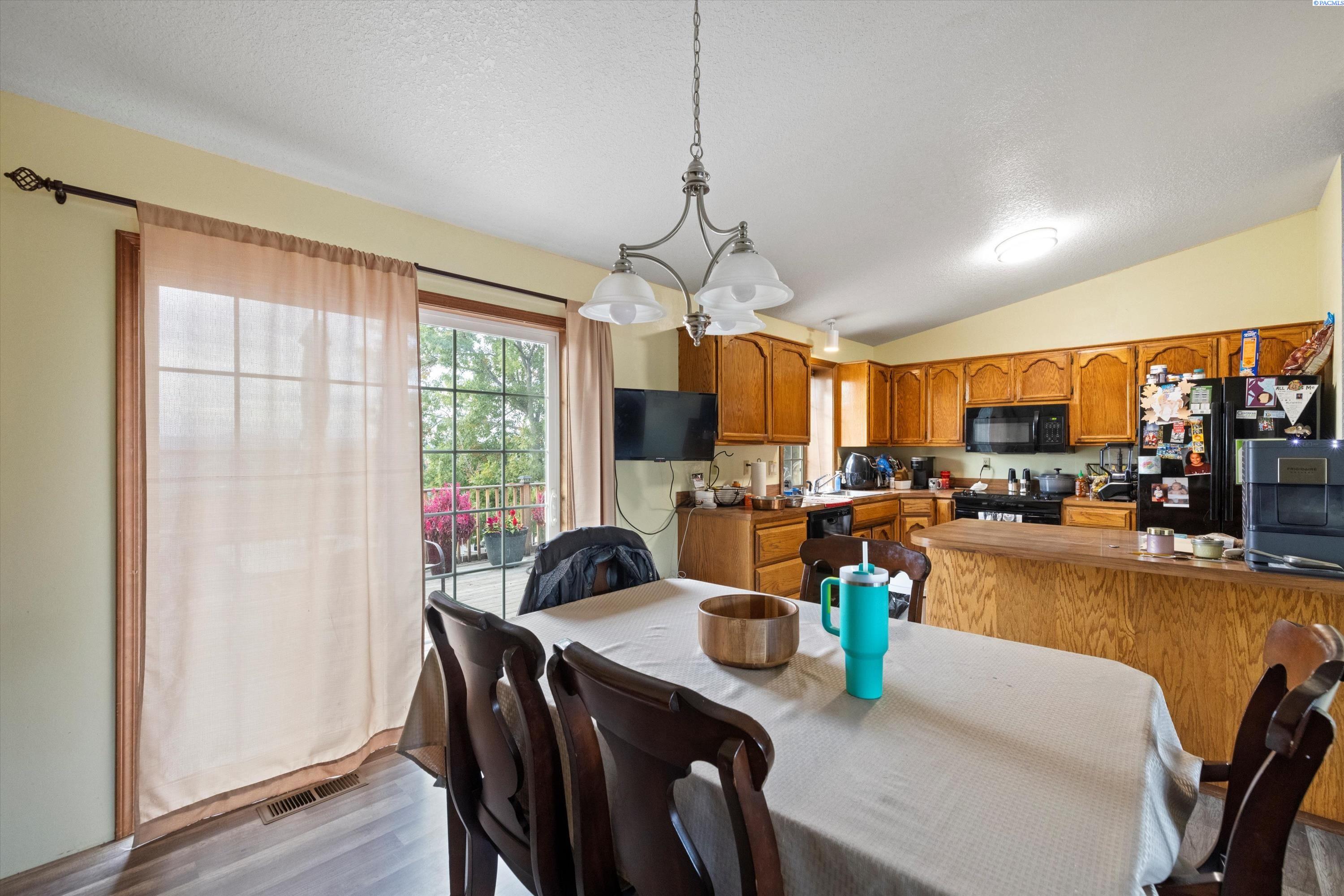 4408 Desert Drive