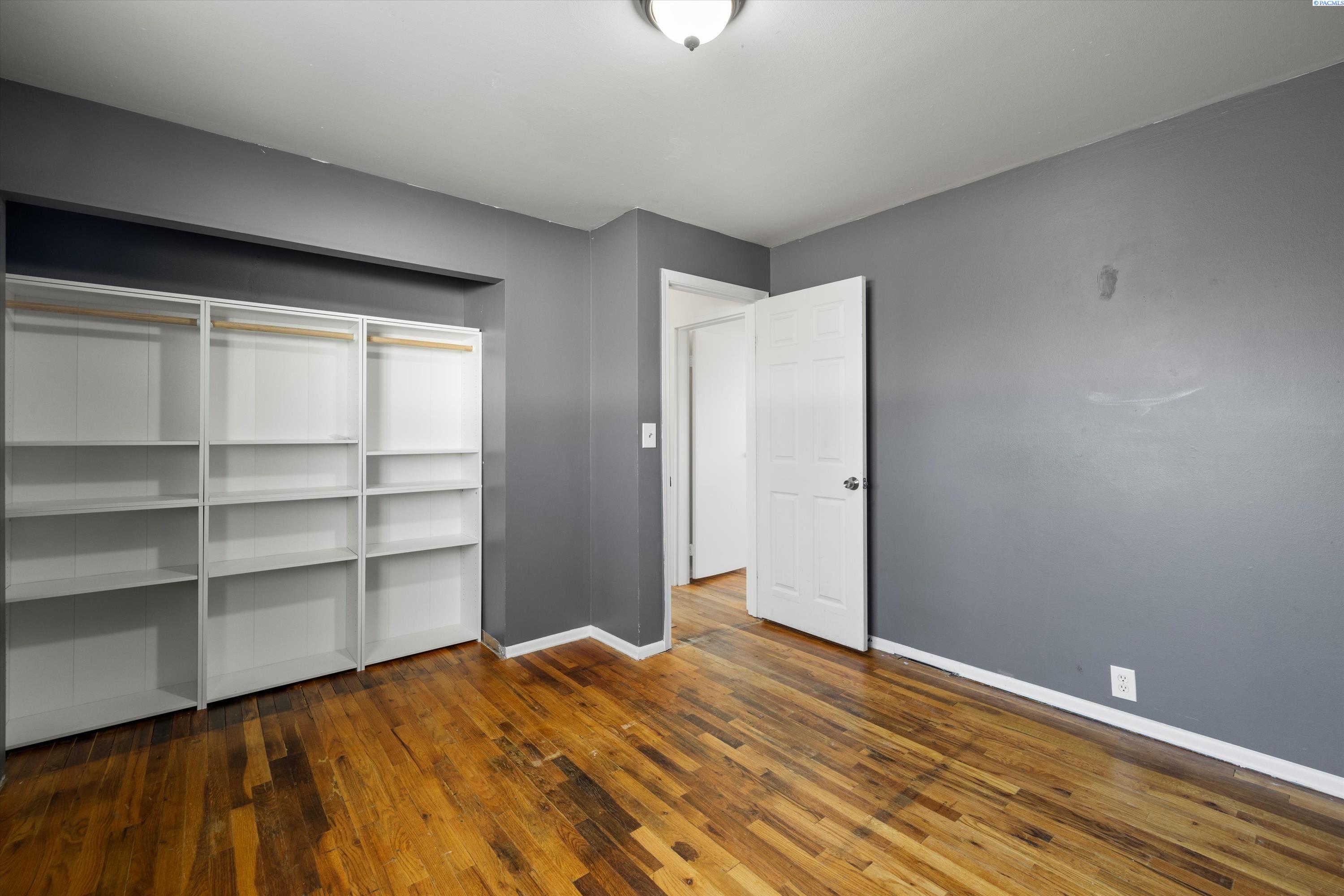 2026 Cascade Ave
