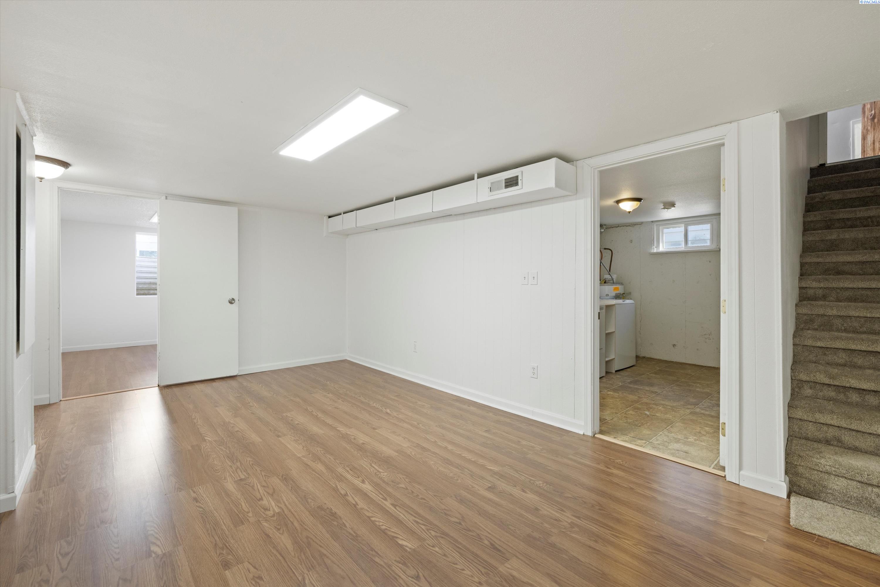 2026 Cascade Ave