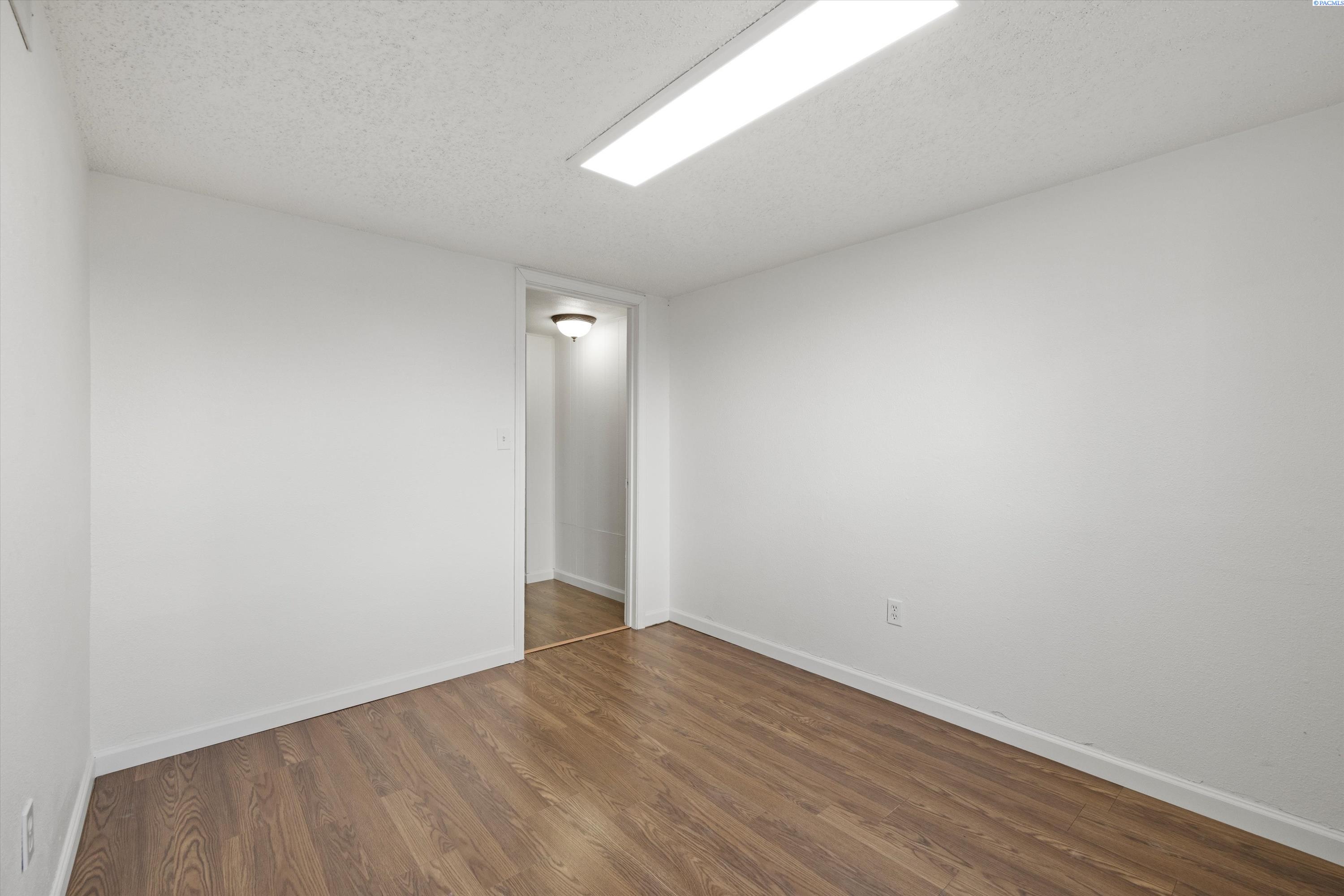 2026 Cascade Ave