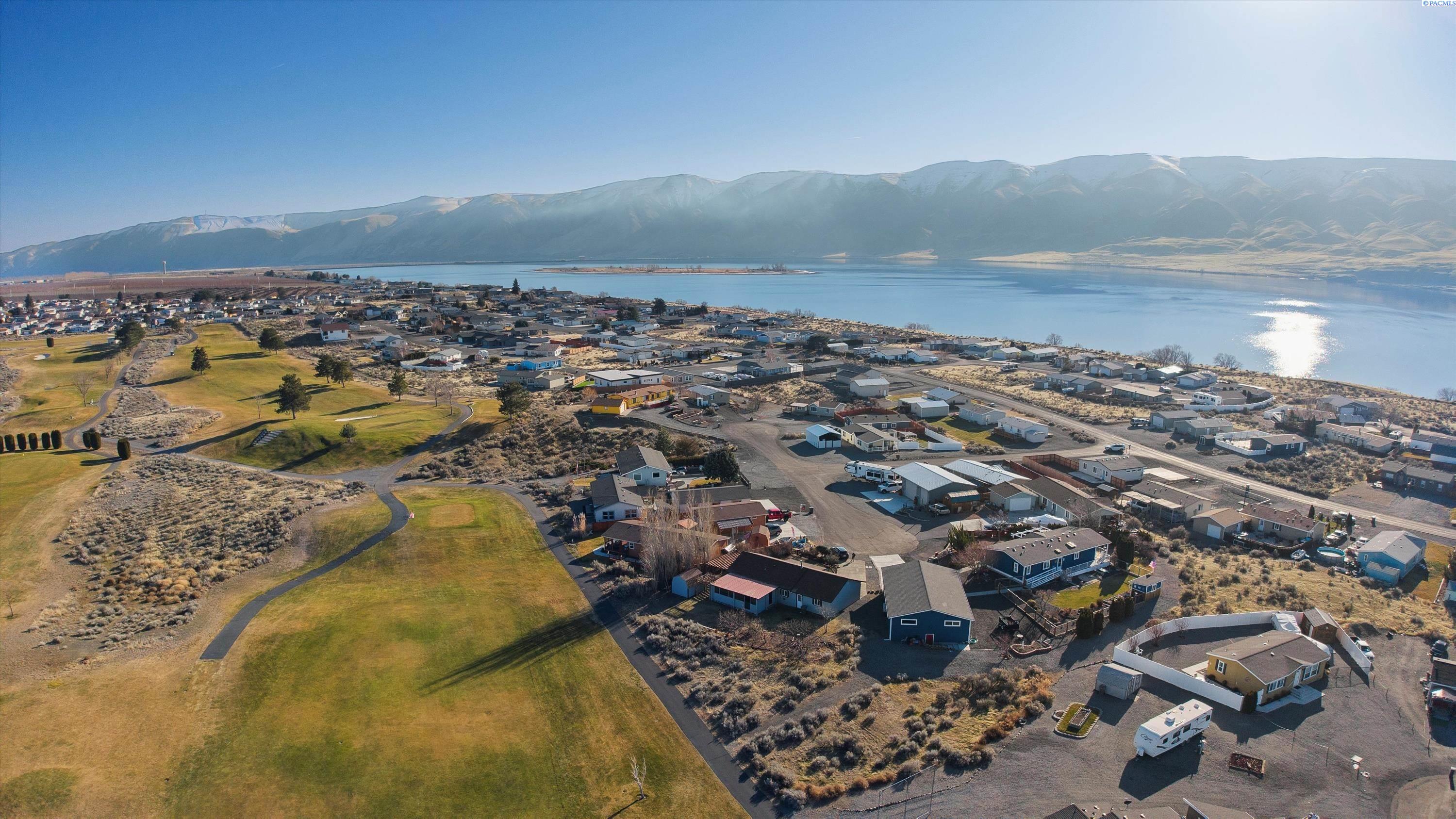 203 Fairway Pl SW Unit: 252