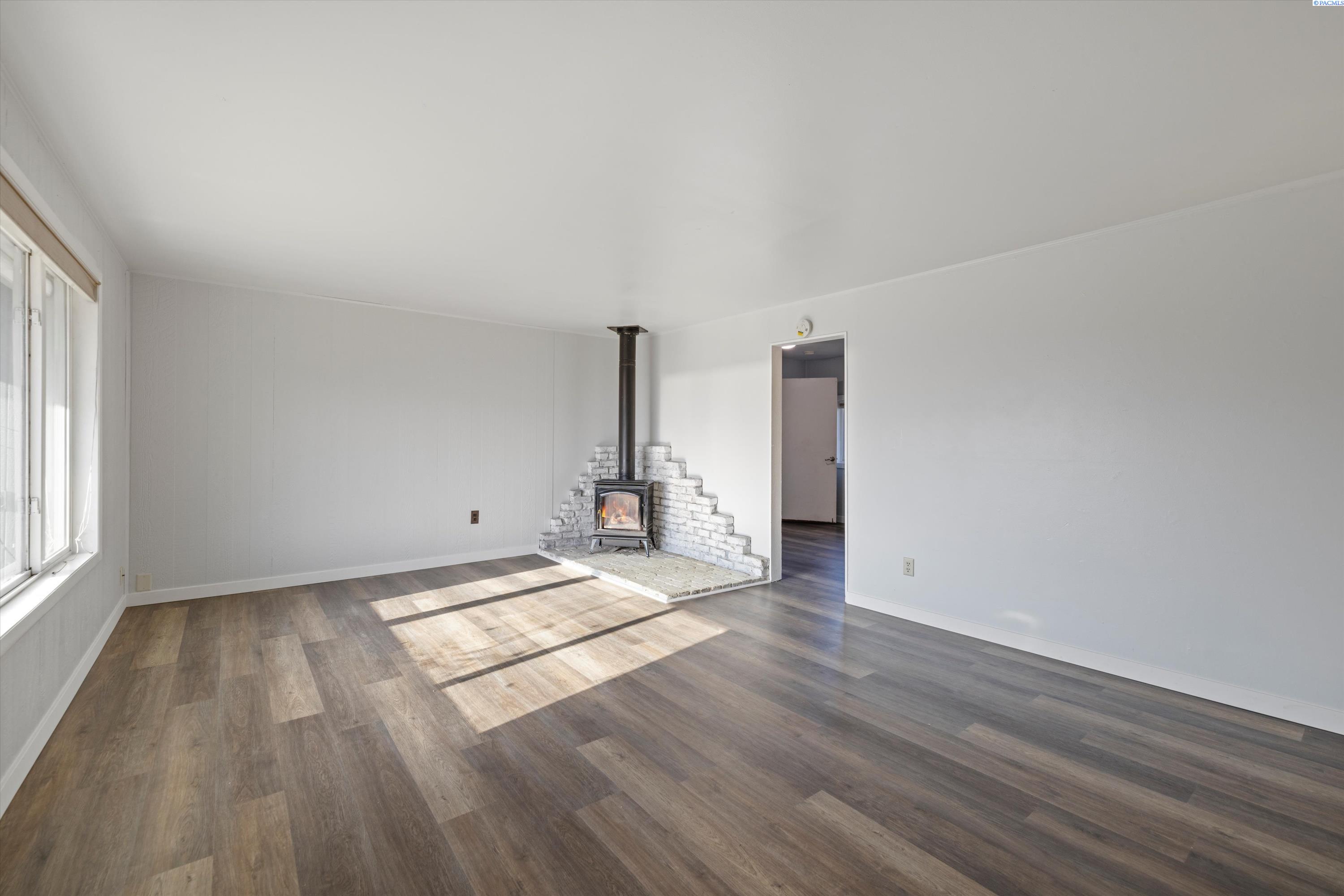 203 Fairway Pl SW Unit: 252
