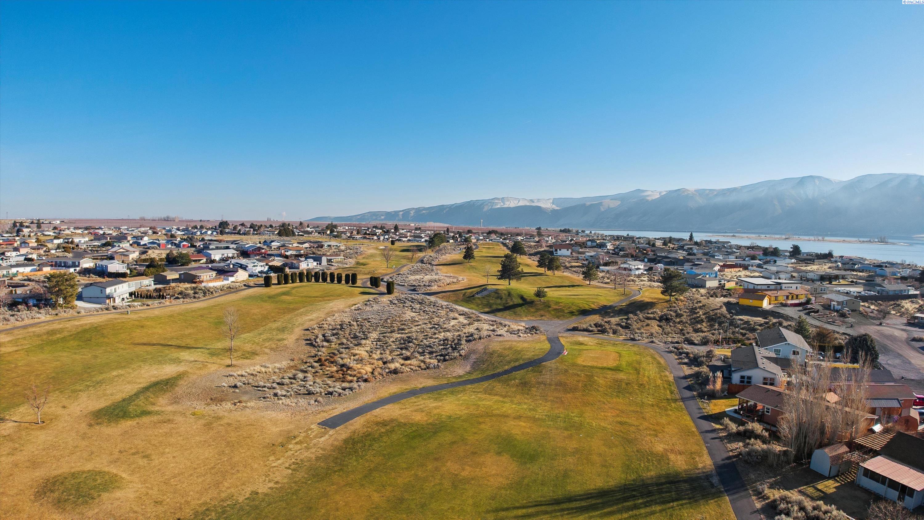 203 Fairway Pl SW Unit: 252