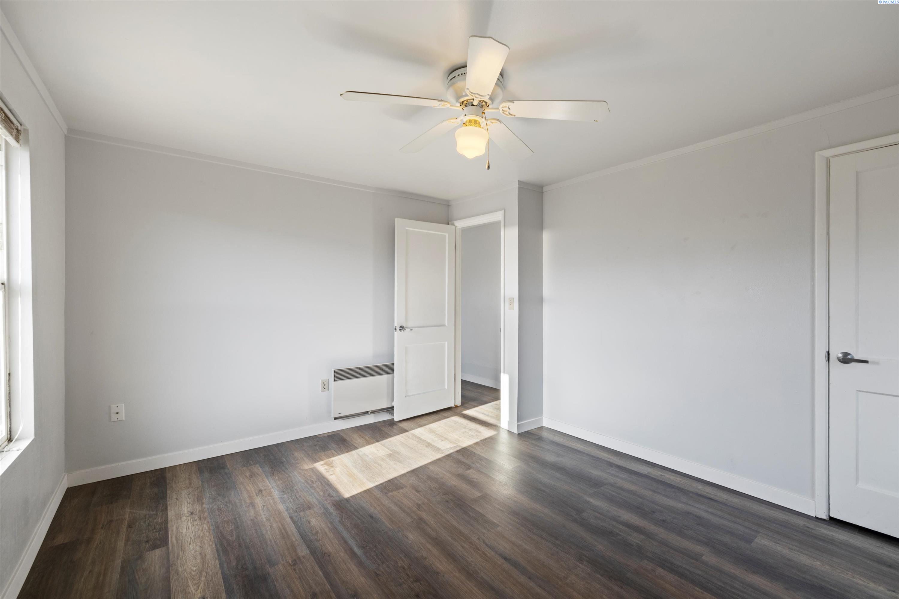 203 Fairway Pl SW Unit: 252