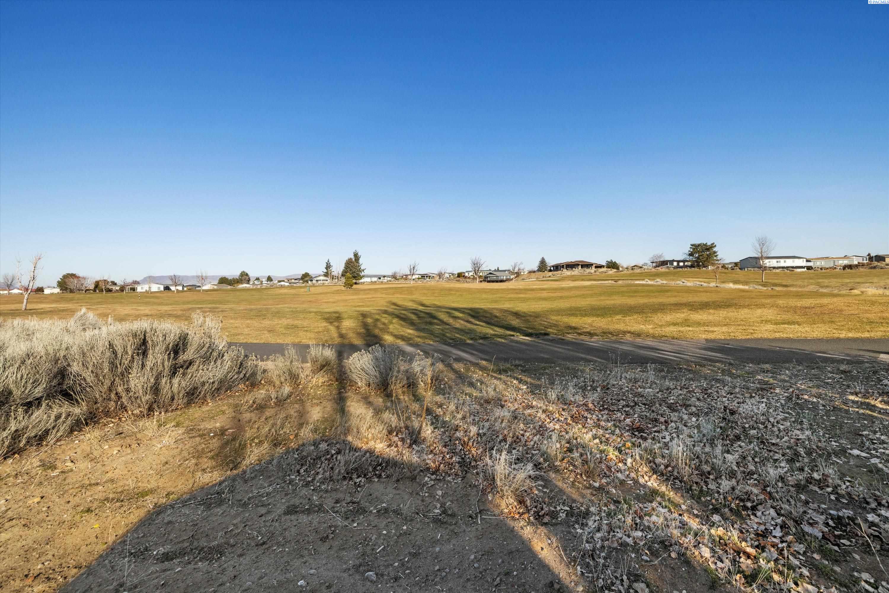 203 Fairway Pl SW Unit: 252