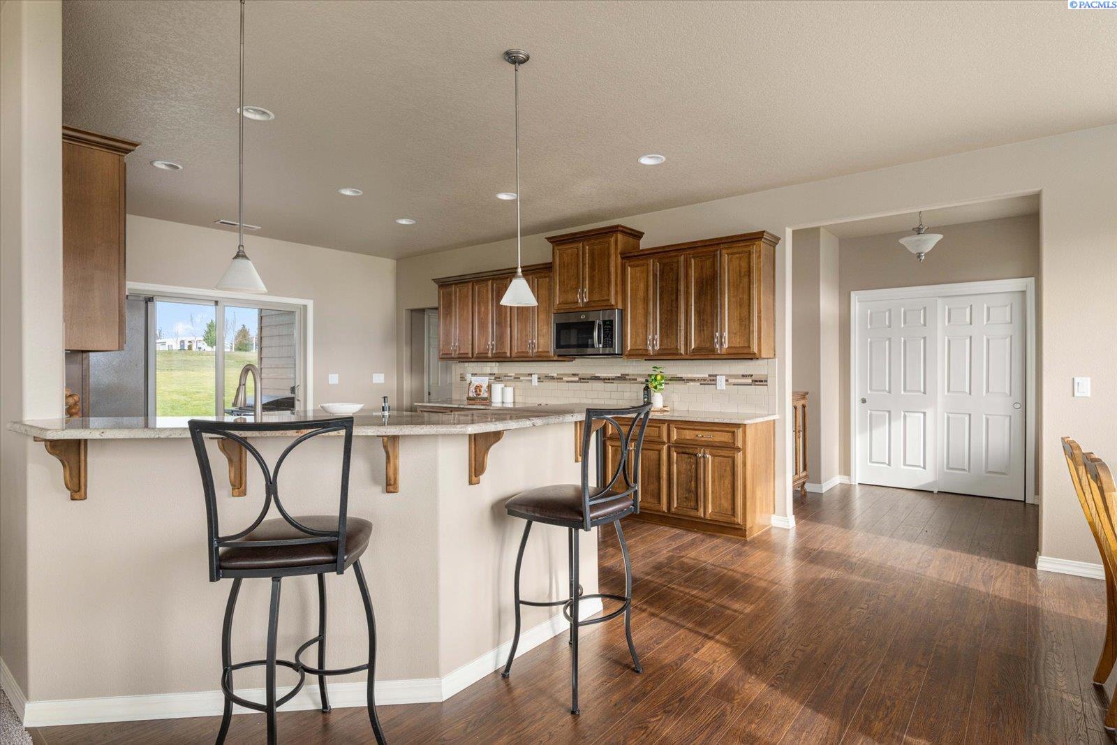 105920 Lind Hill Ct