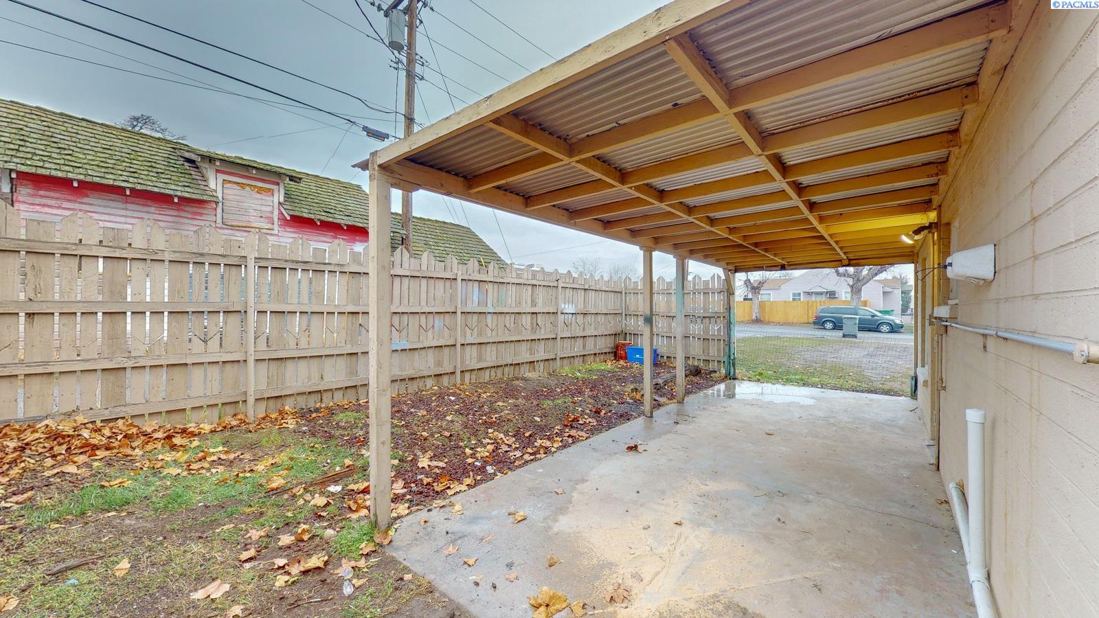 209 S Date Street