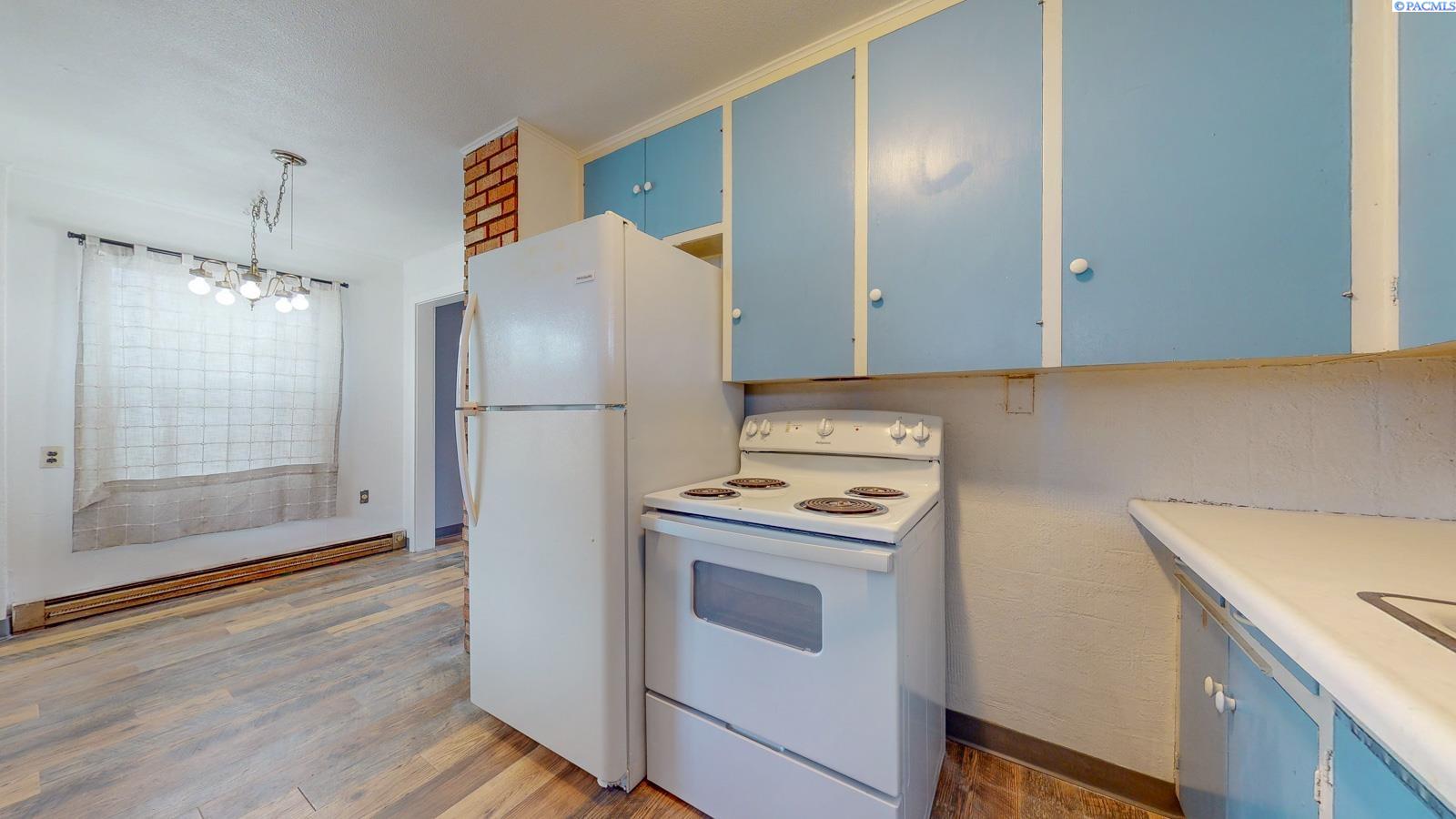 209 S Date Street