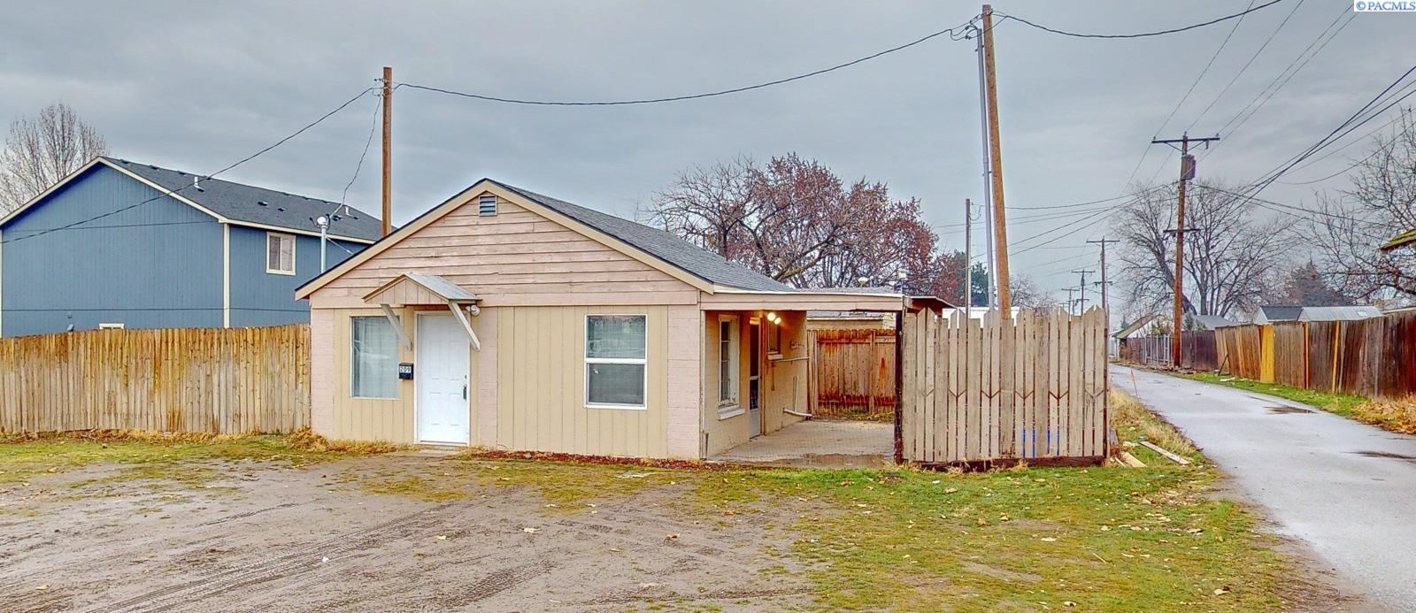 209 S Date Street
