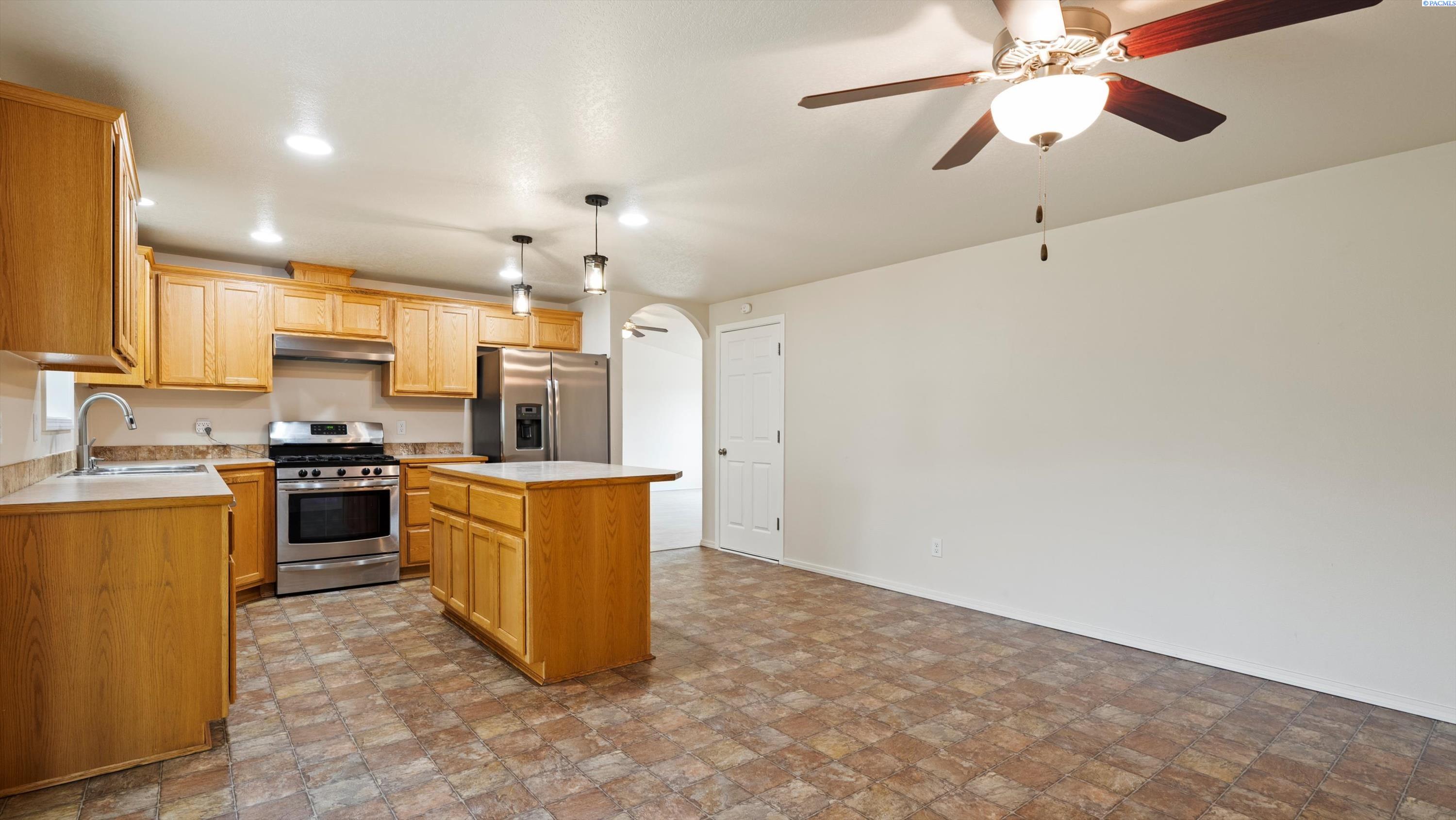 5414 Jackson Ln
