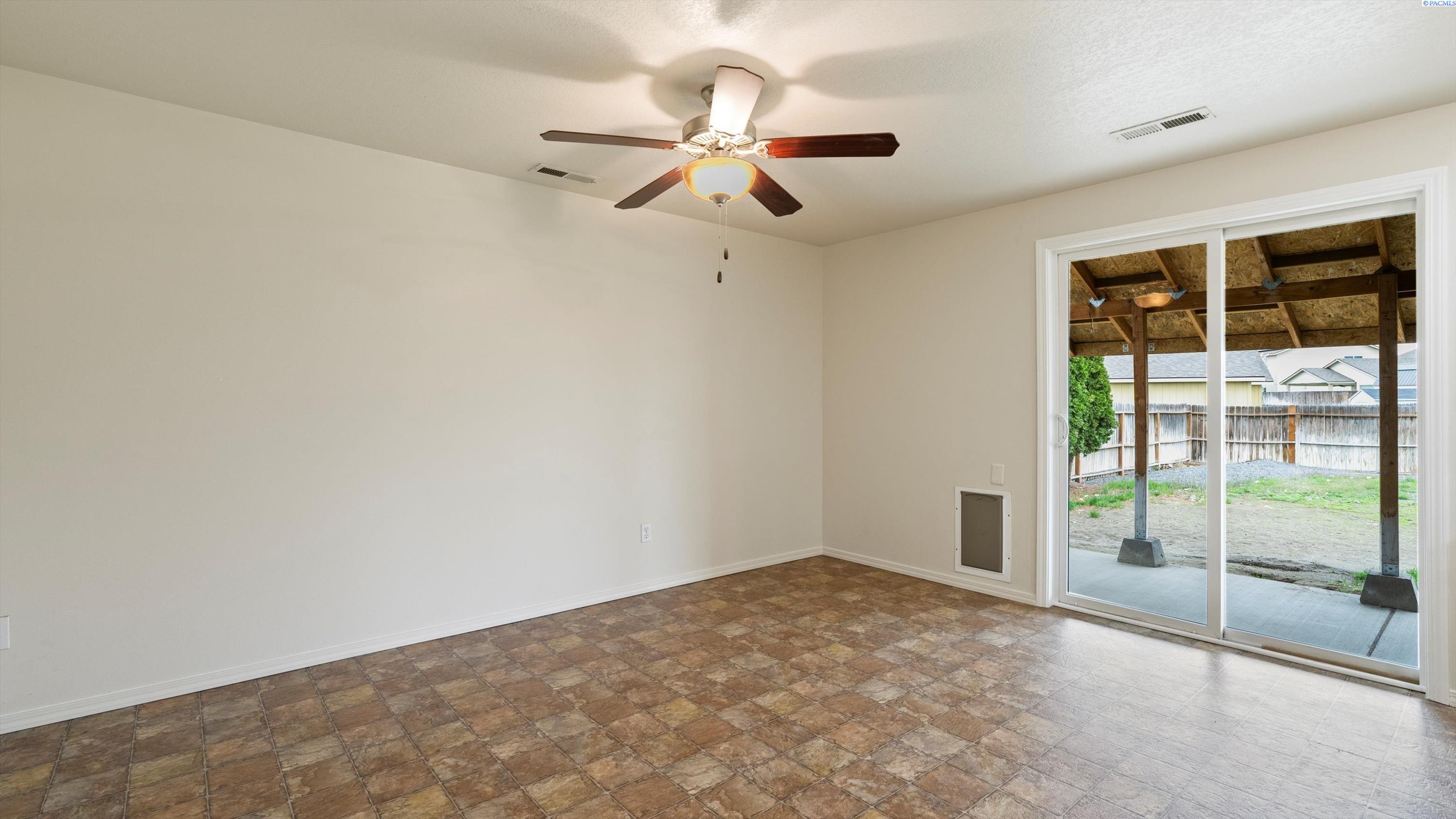 5414 Jackson Ln