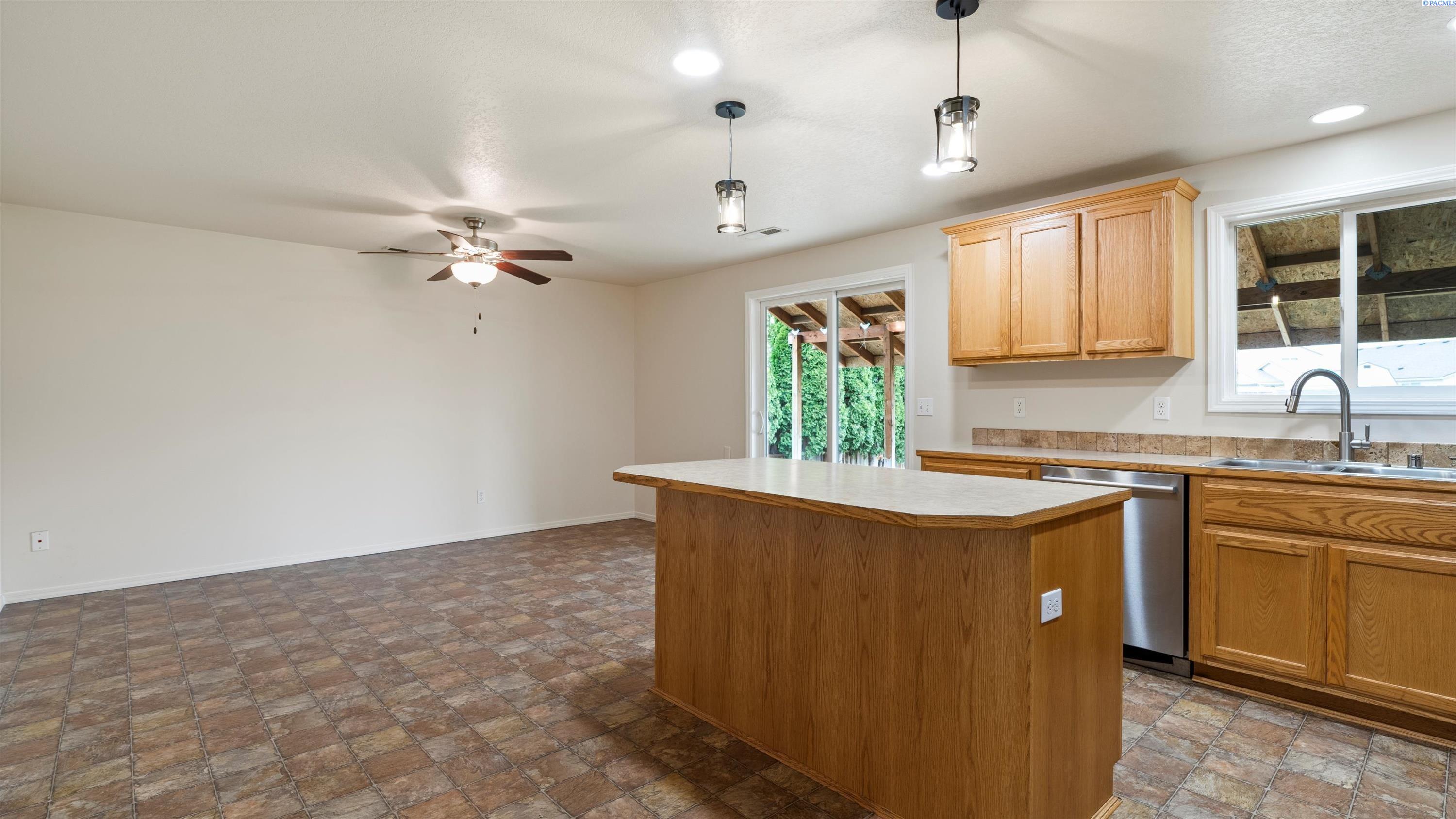 5414 Jackson Ln