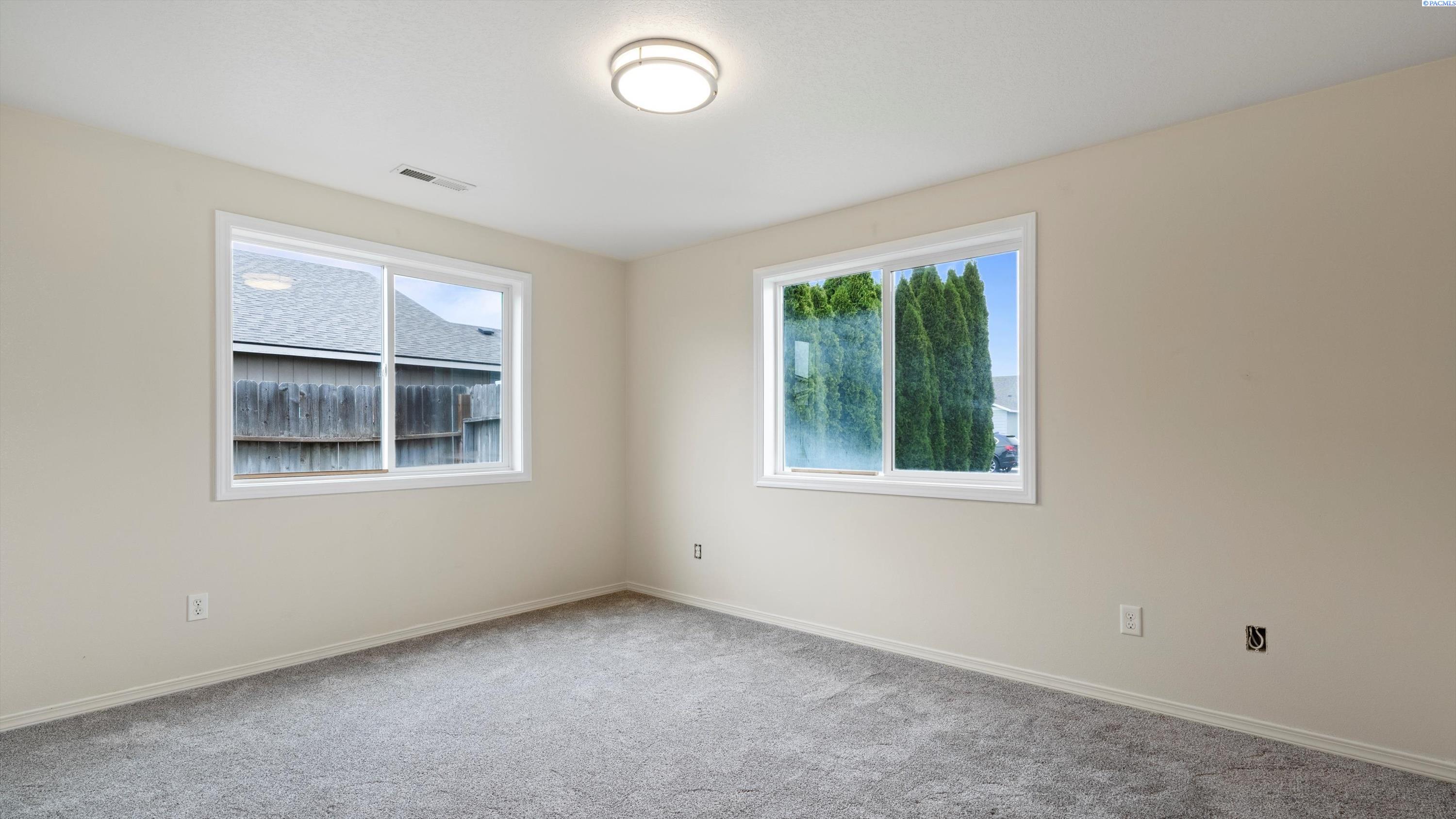5414 Jackson Ln