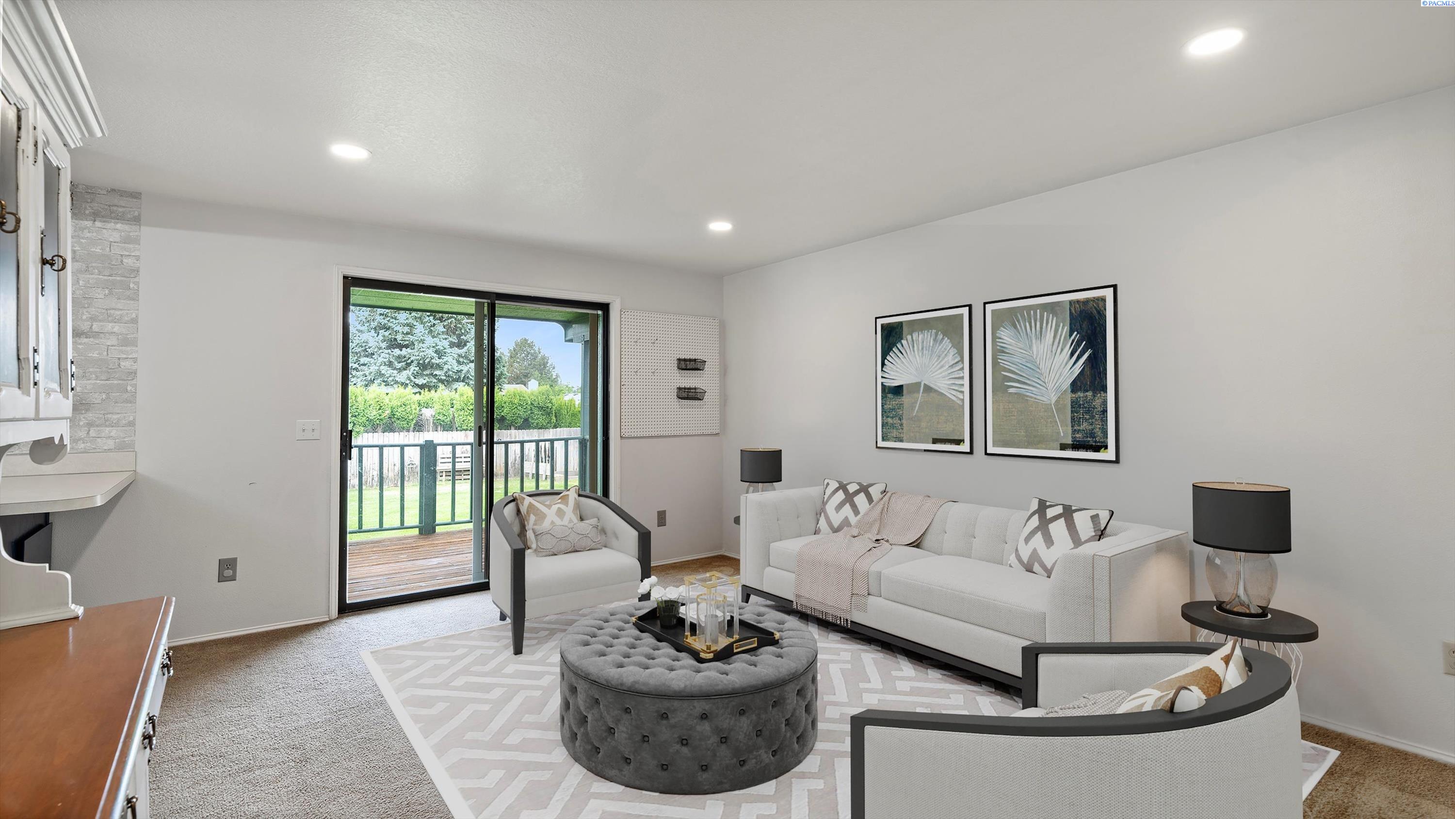 8504 W Livingston Rd