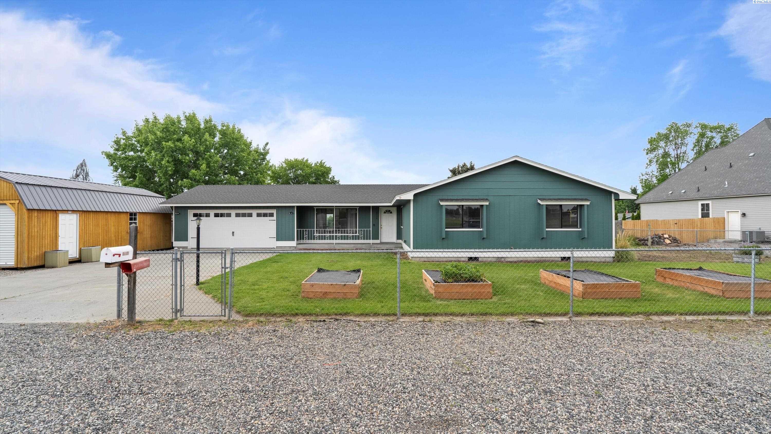 8504 W Livingston Rd