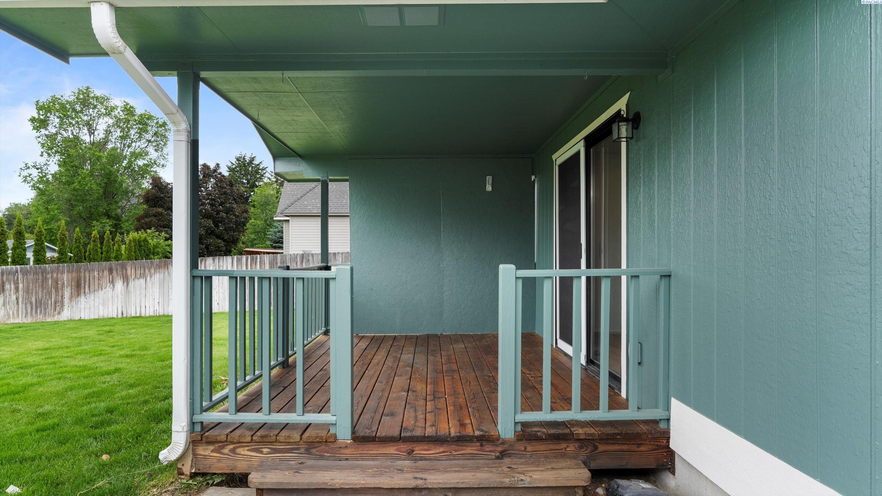 8504 W Livingston Rd