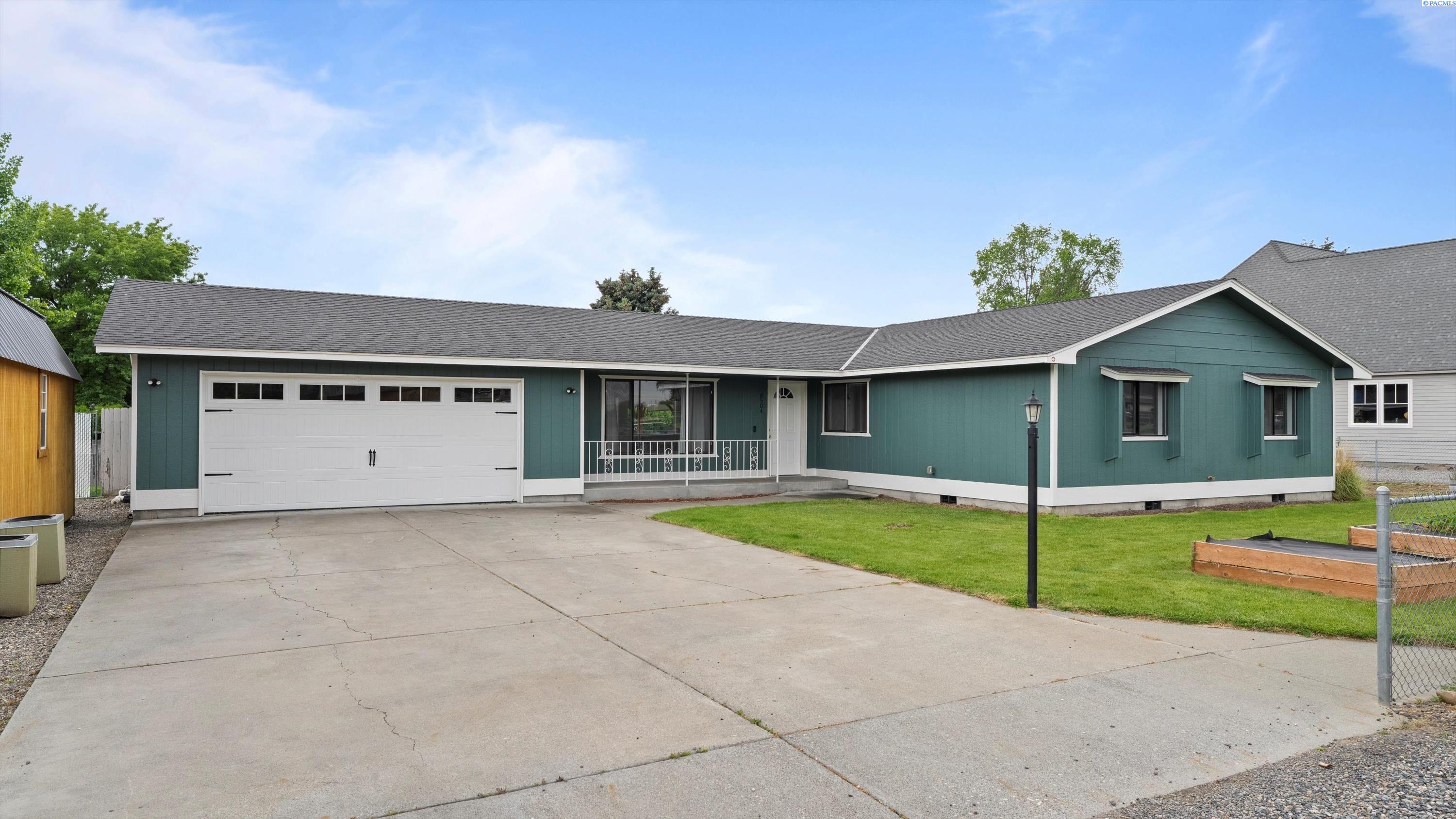 8504 W Livingston Rd