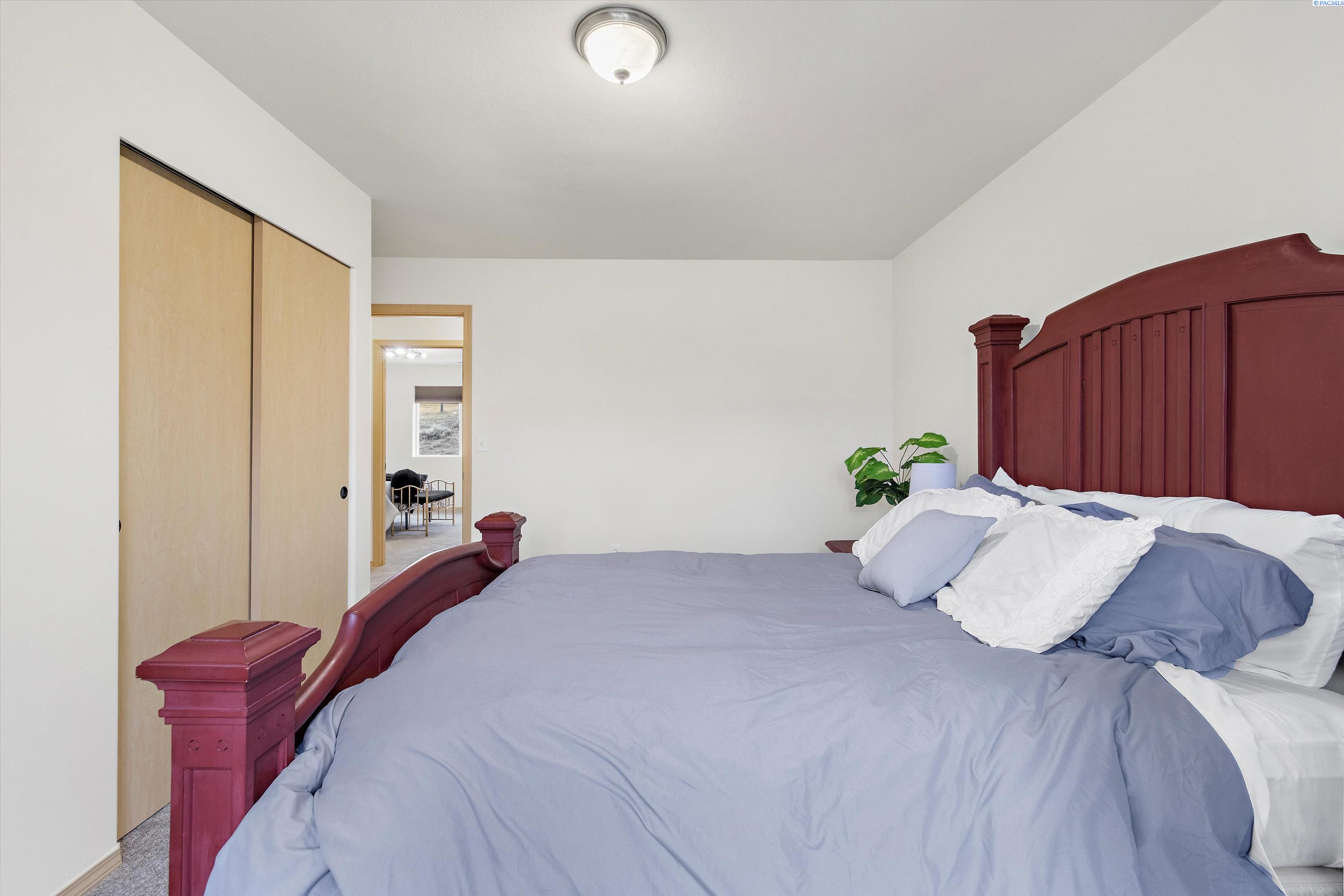 2677 Dornoch Pl