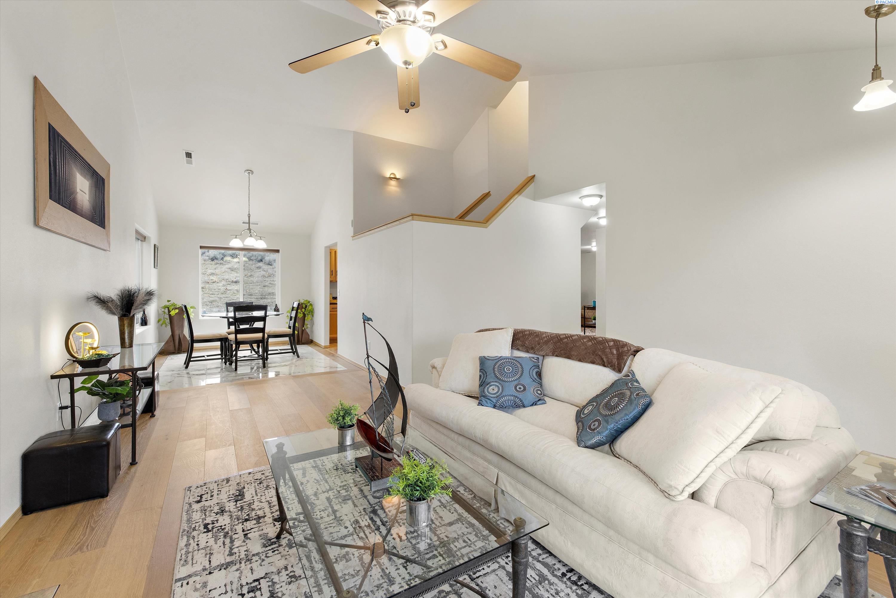 2677 Dornoch Pl