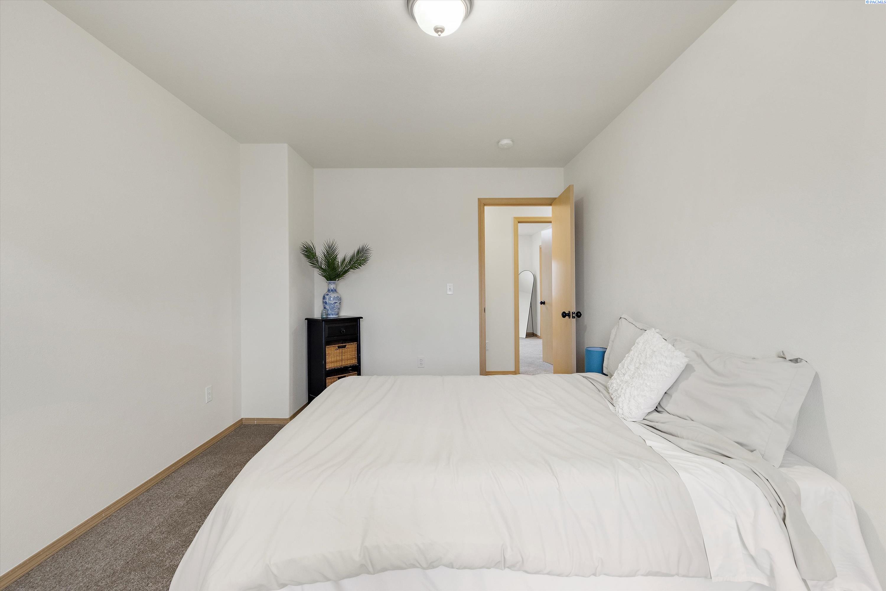 2677 Dornoch Pl