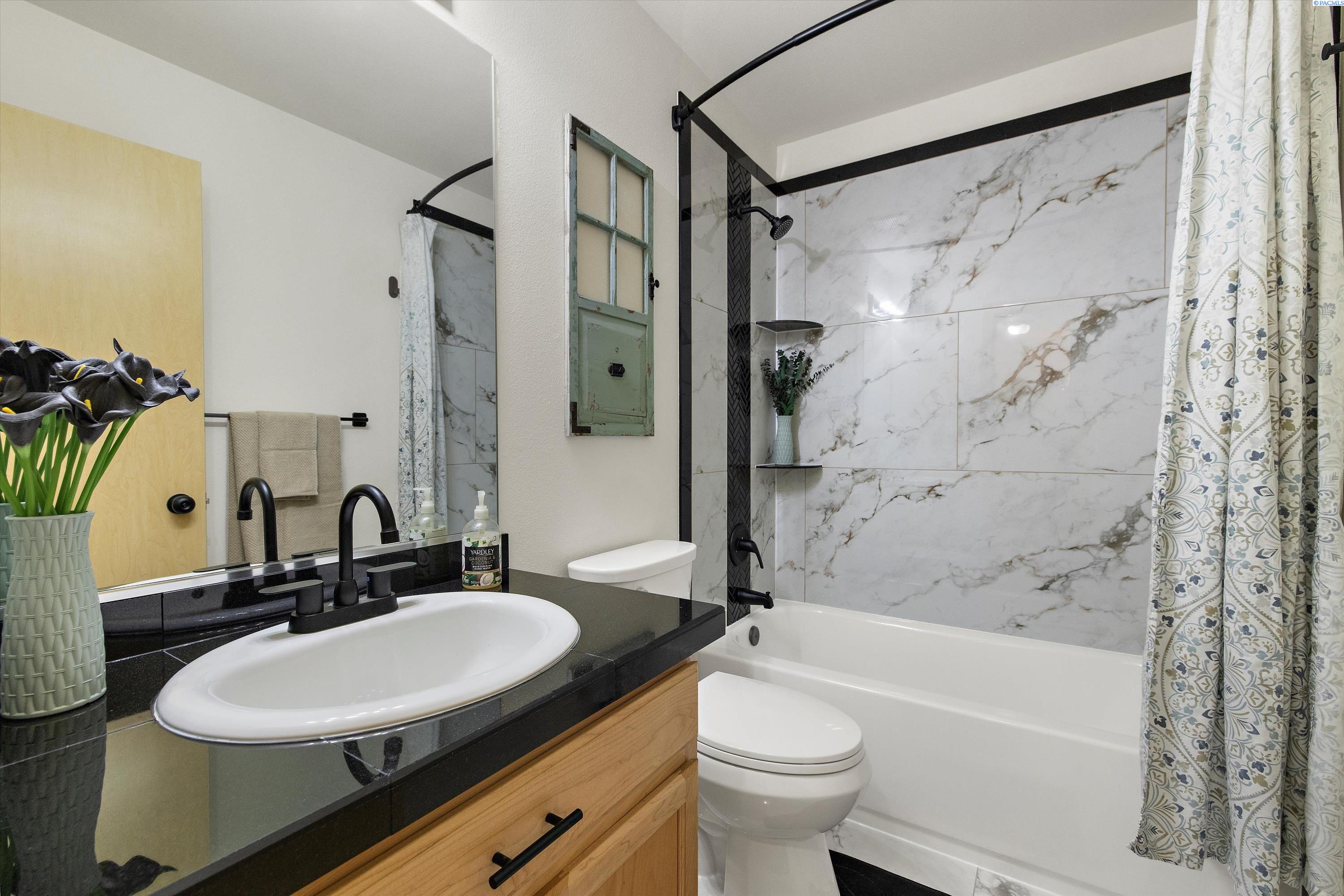 2677 Dornoch Pl