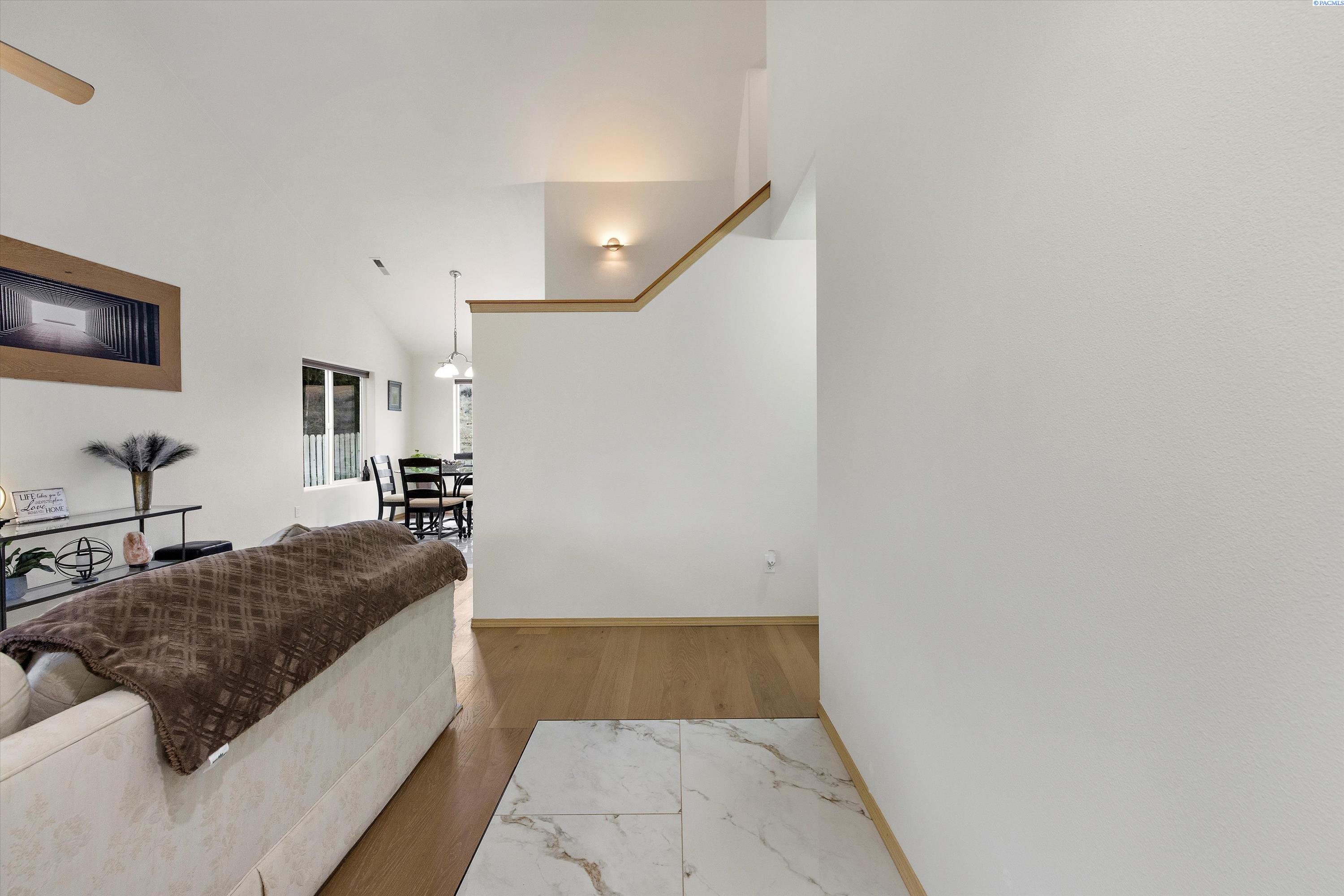 2677 Dornoch Pl