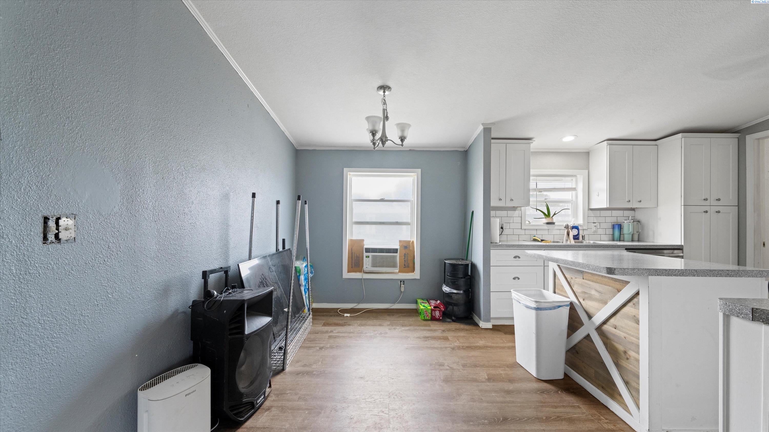 201 N 69th Ave