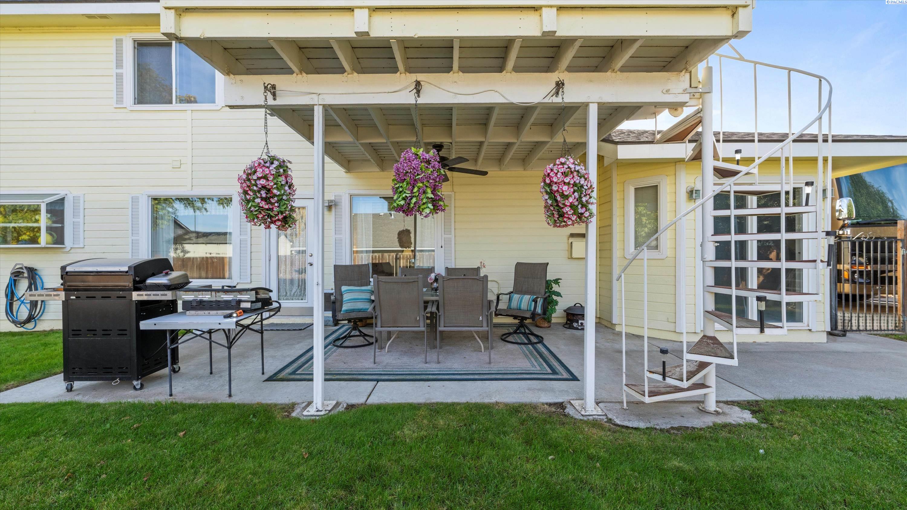 4606 W Grand Ronde Ave