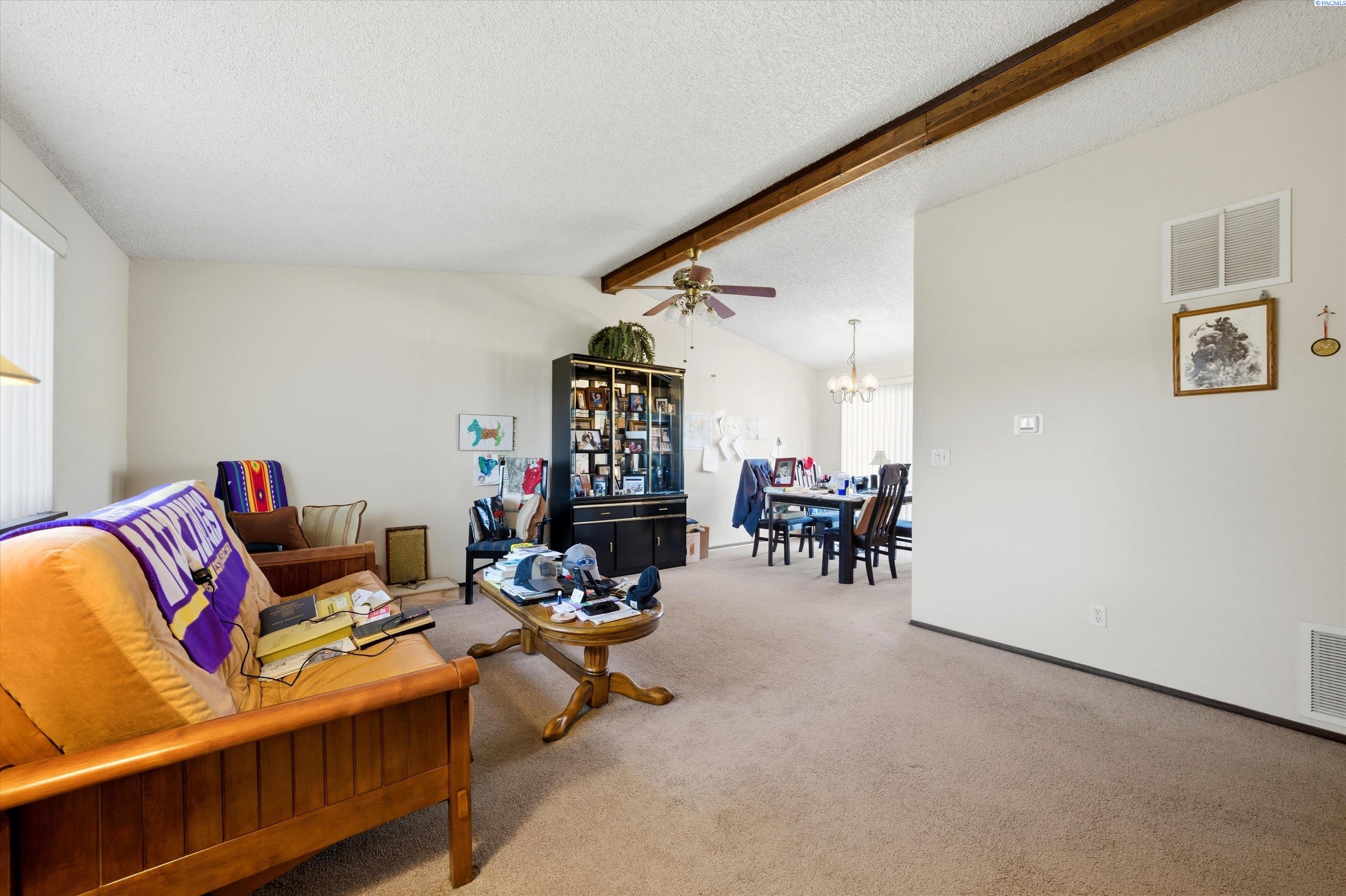 309 Casey Ave