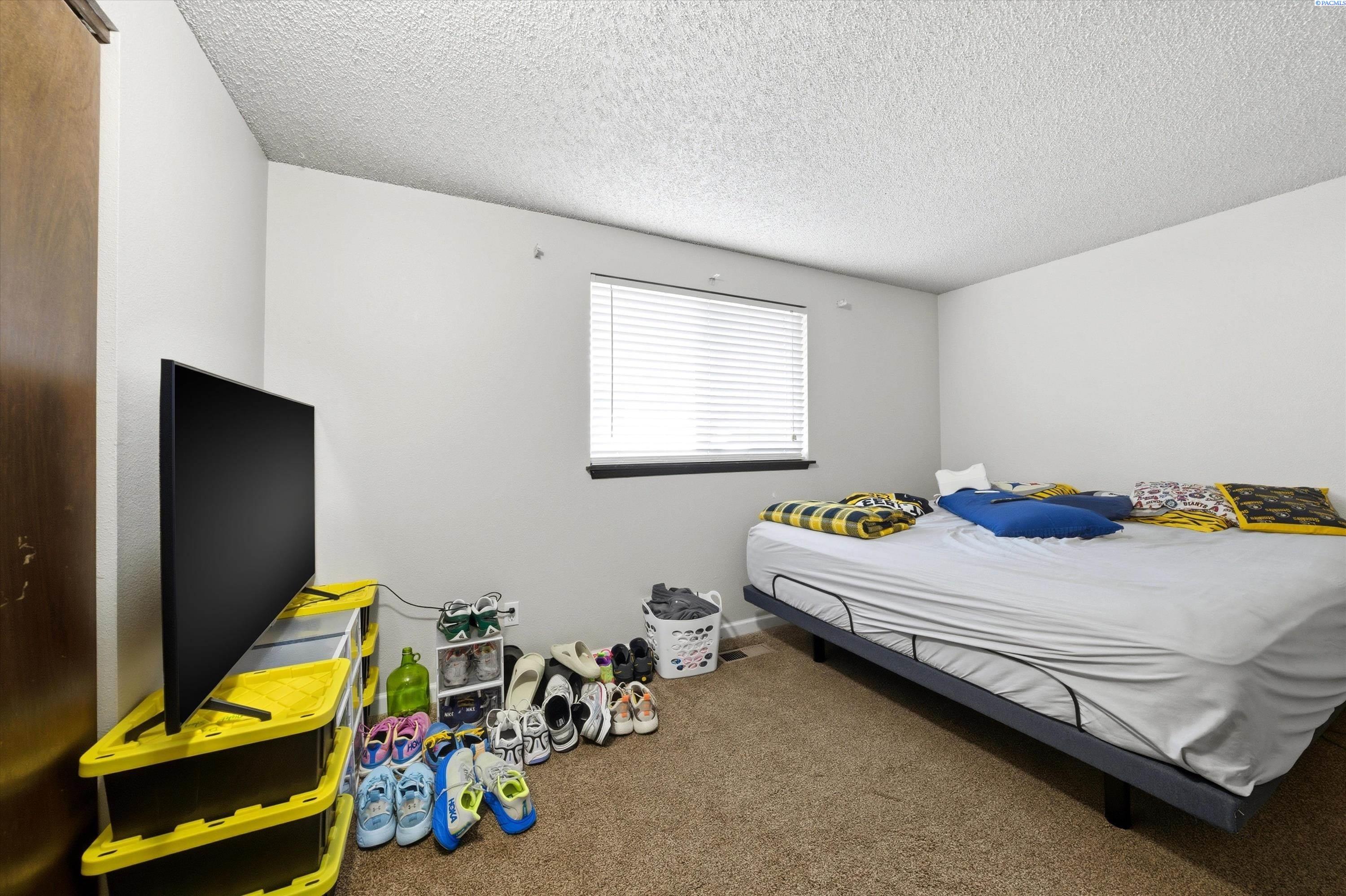 309 Casey Ave
