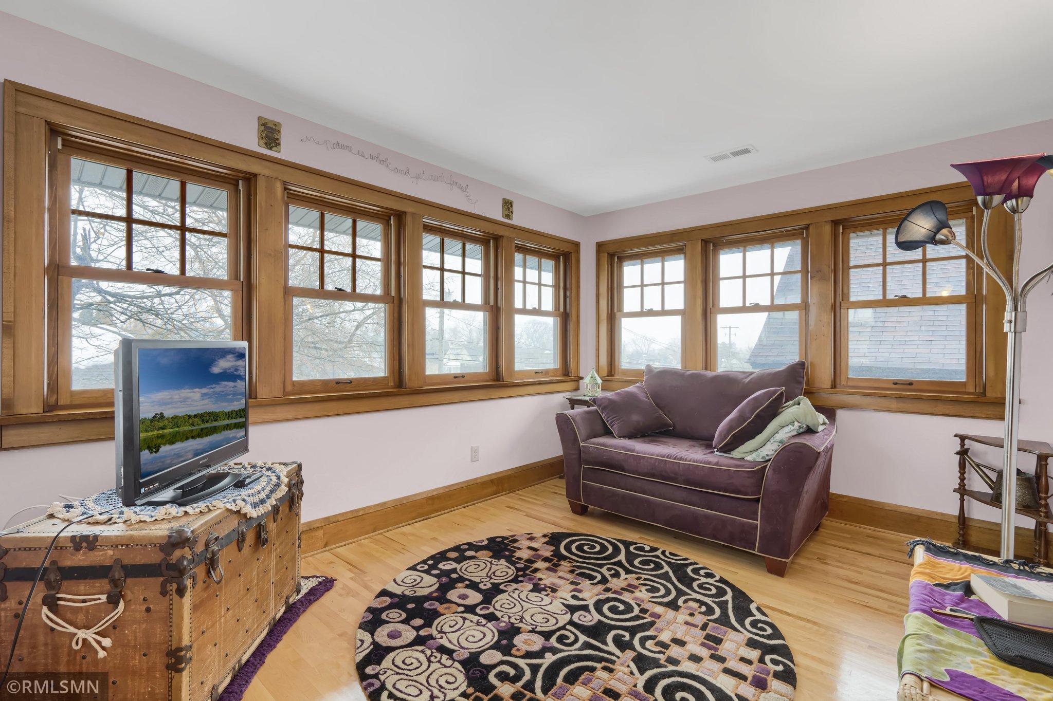 3631 Emerson Avenue N