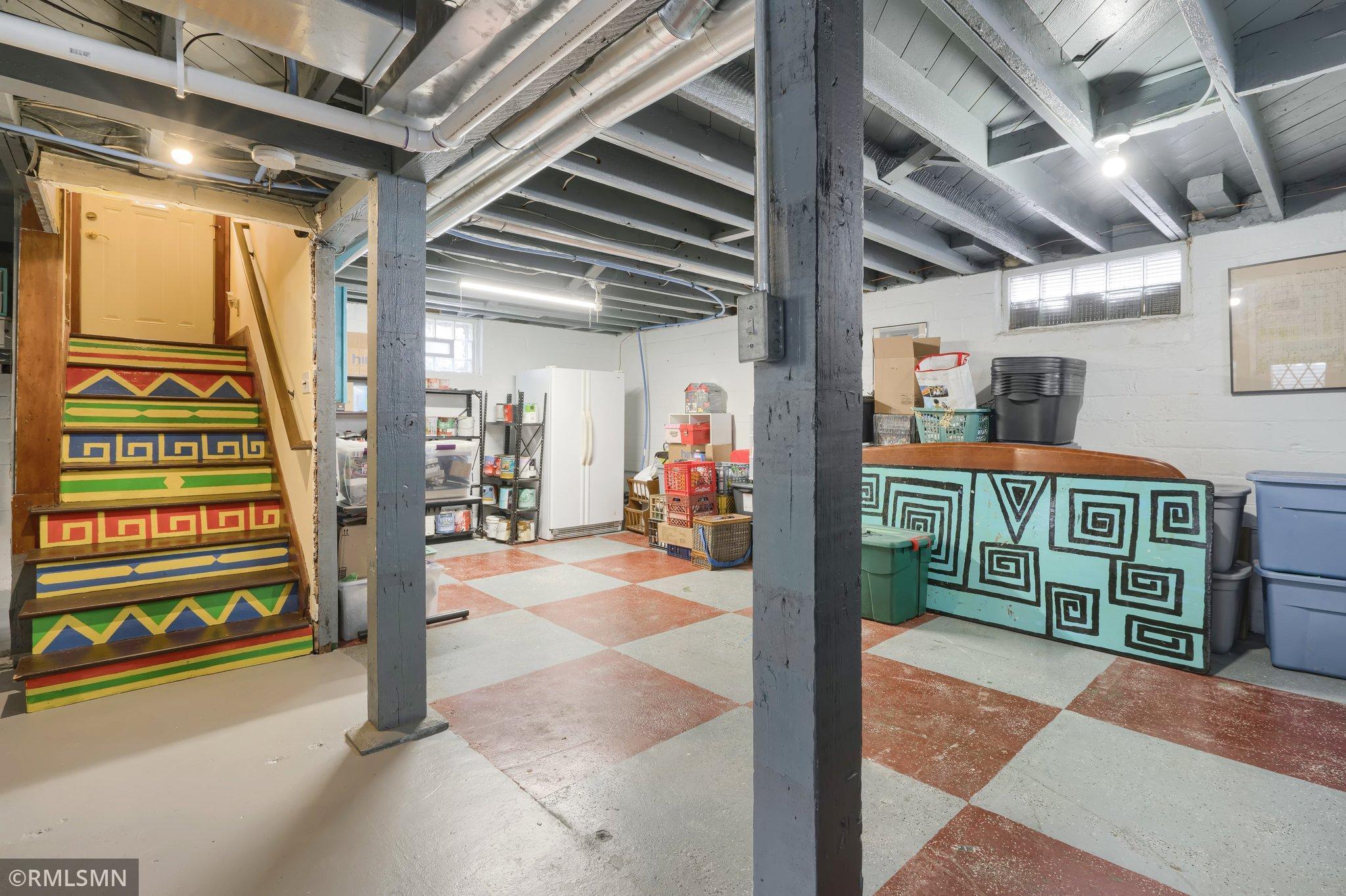 3631 Emerson Avenue N