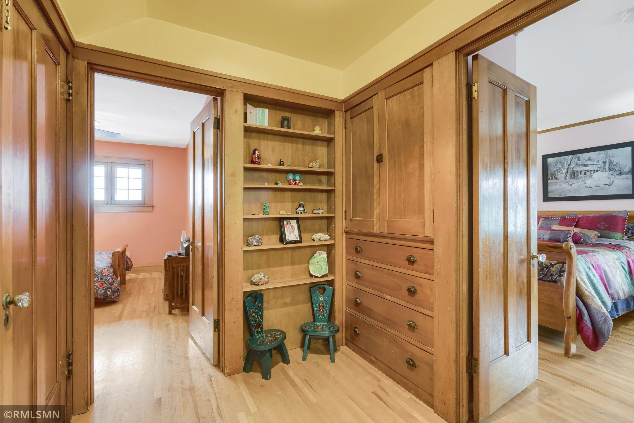 3631 Emerson Avenue N