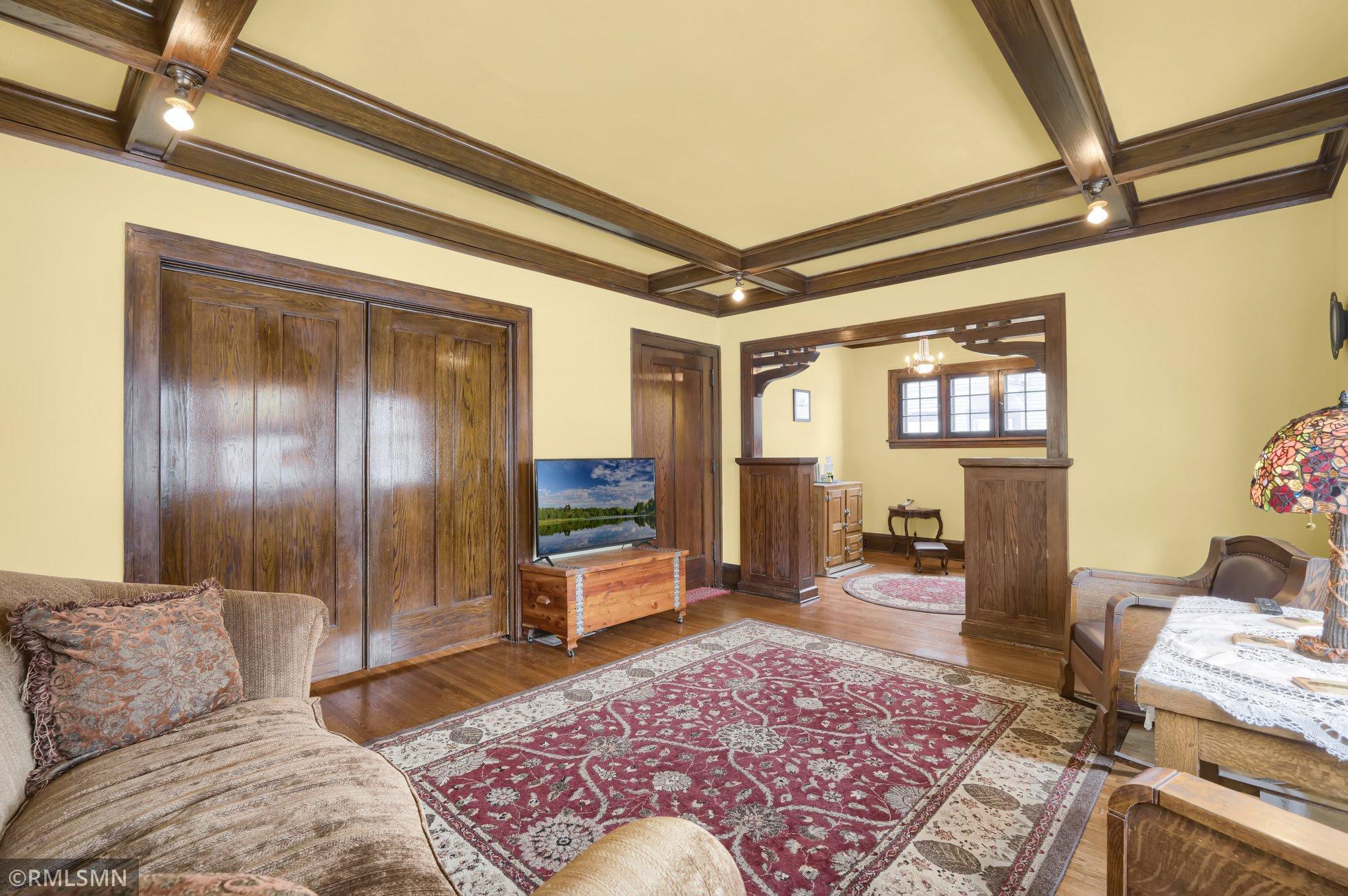 3631 Emerson Avenue N