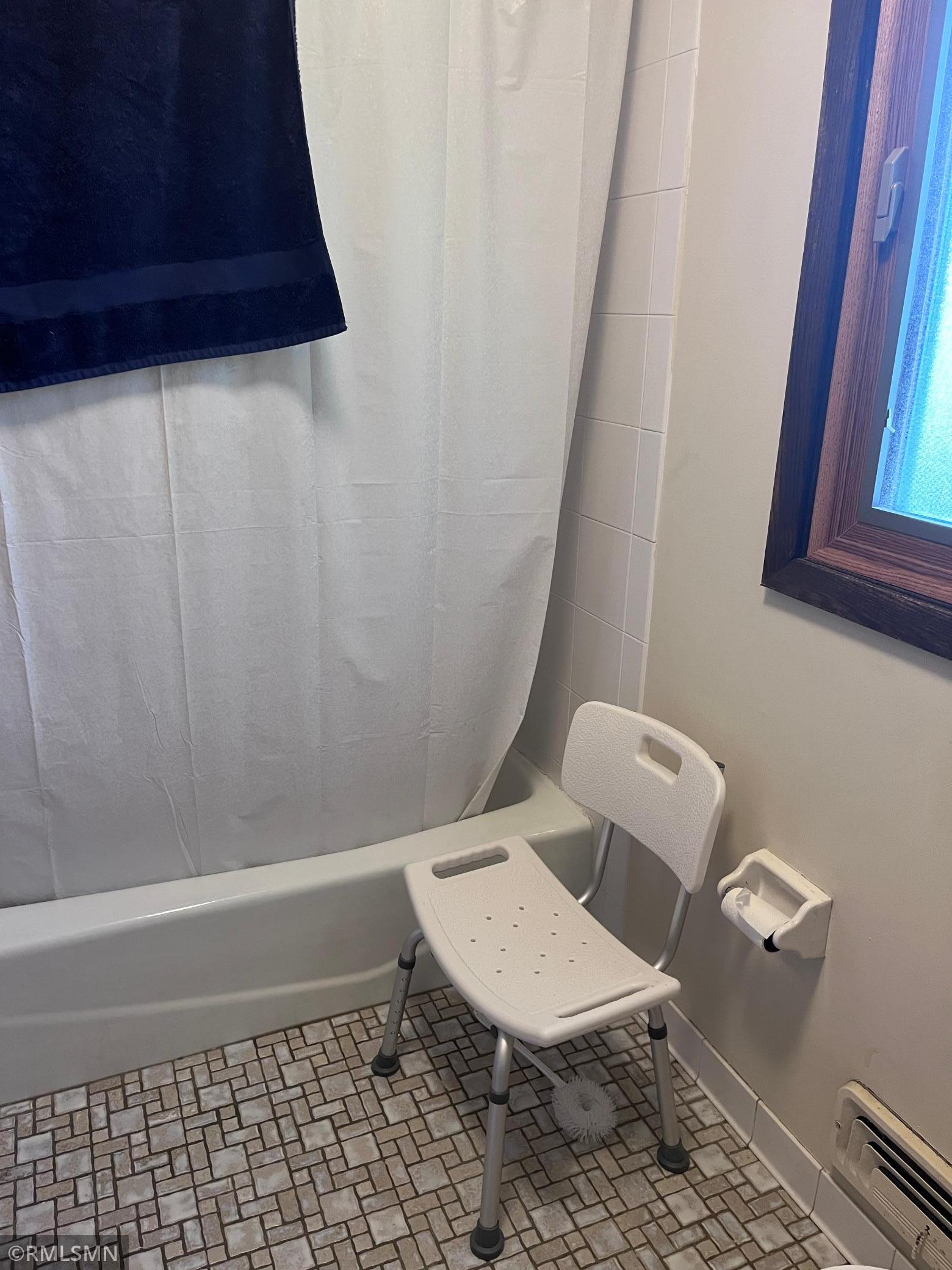 8636 Windward Circle