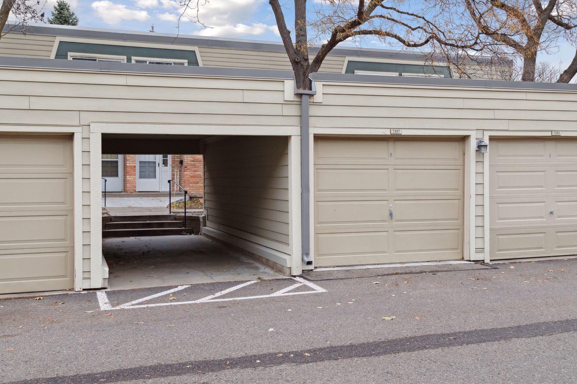 7357 W Franklin Avenue Unit: 41