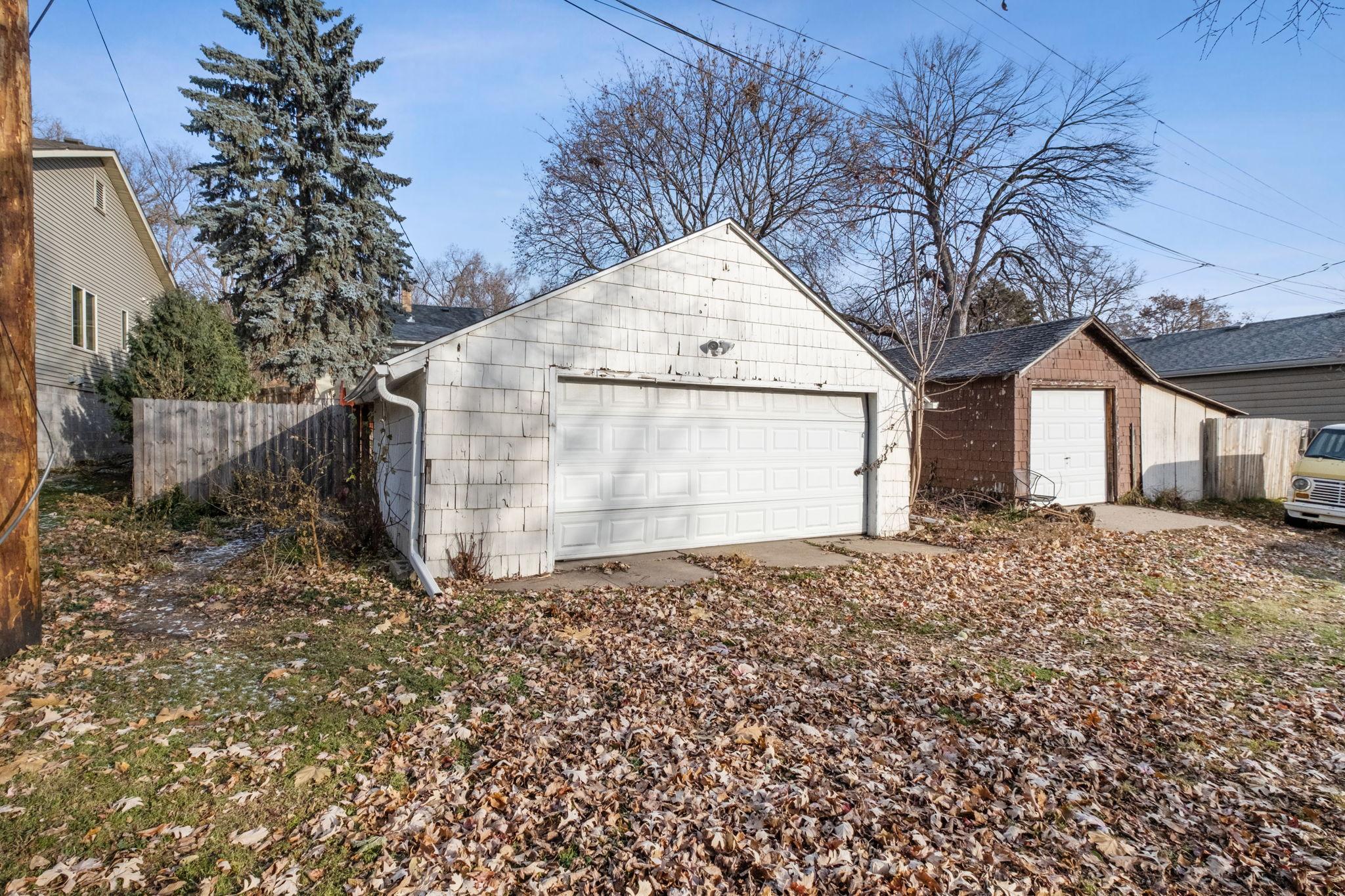 1140 Pleasant Avenue