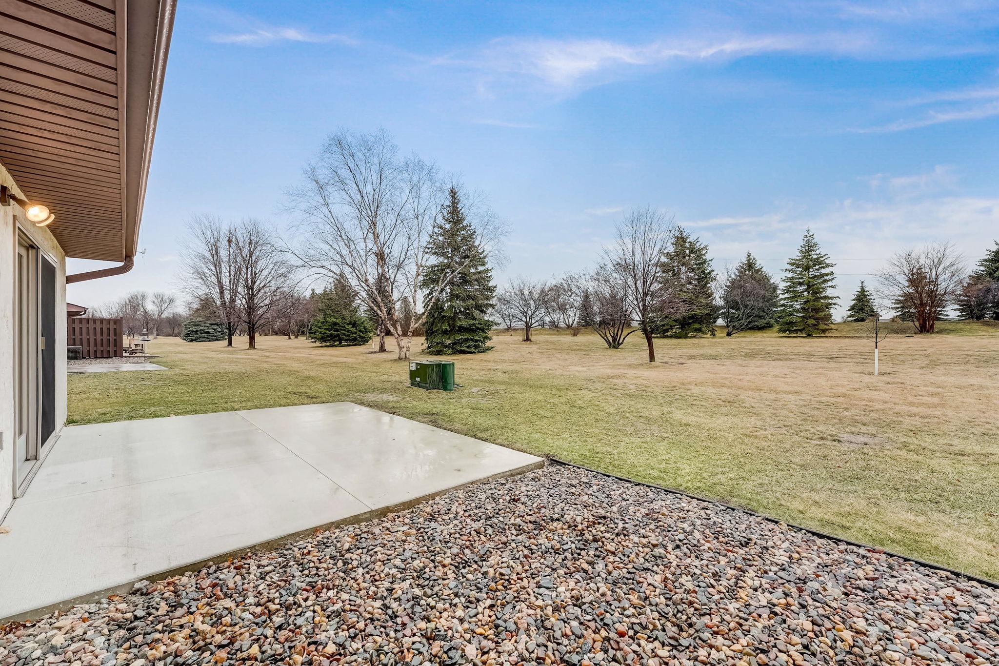 2034 Vierling Drive E