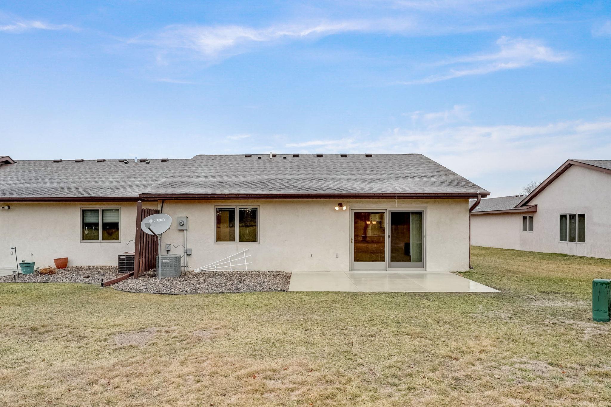 2034 Vierling Drive E