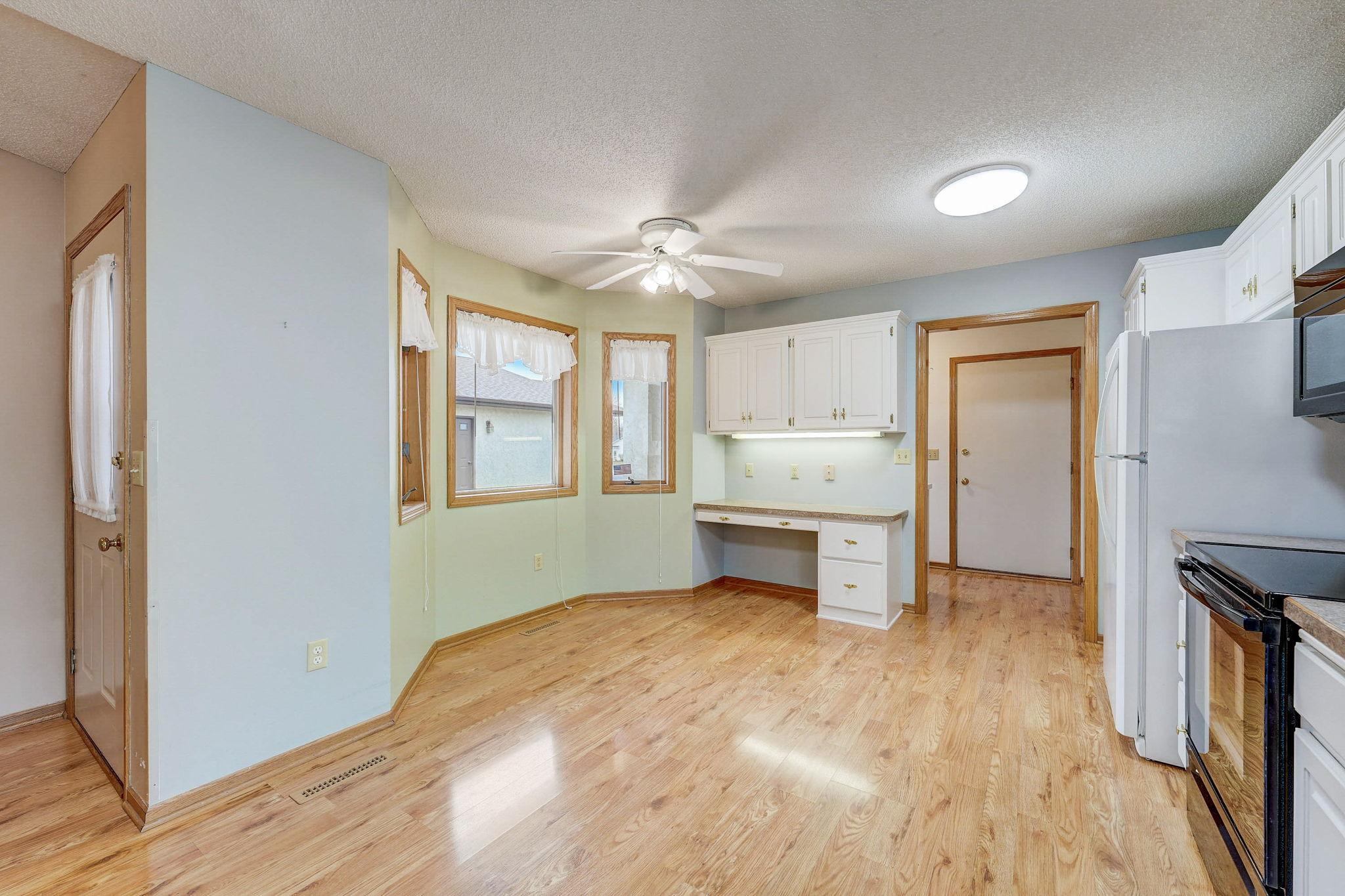 2034 Vierling Drive E