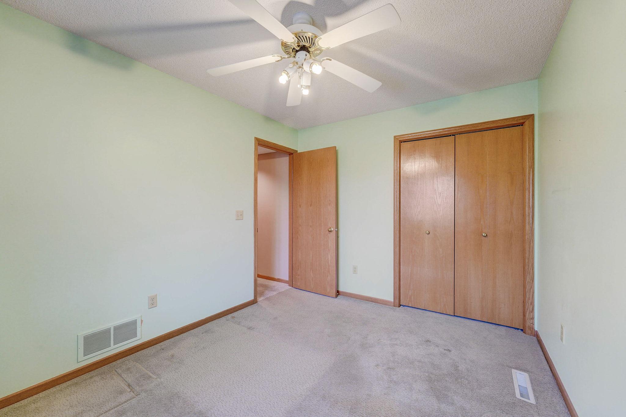 2034 Vierling Drive E