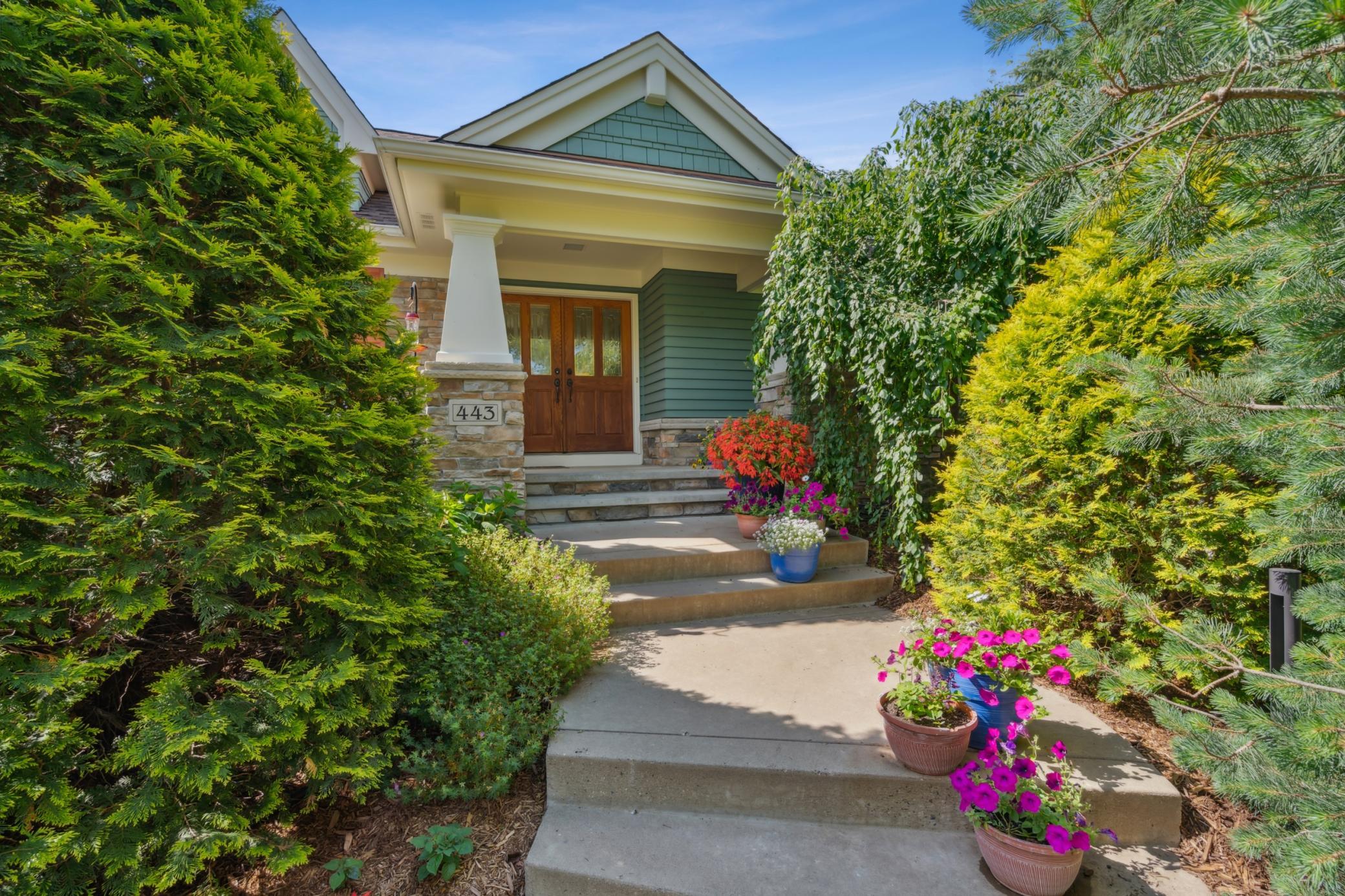 443 Vadnais Lake Drive