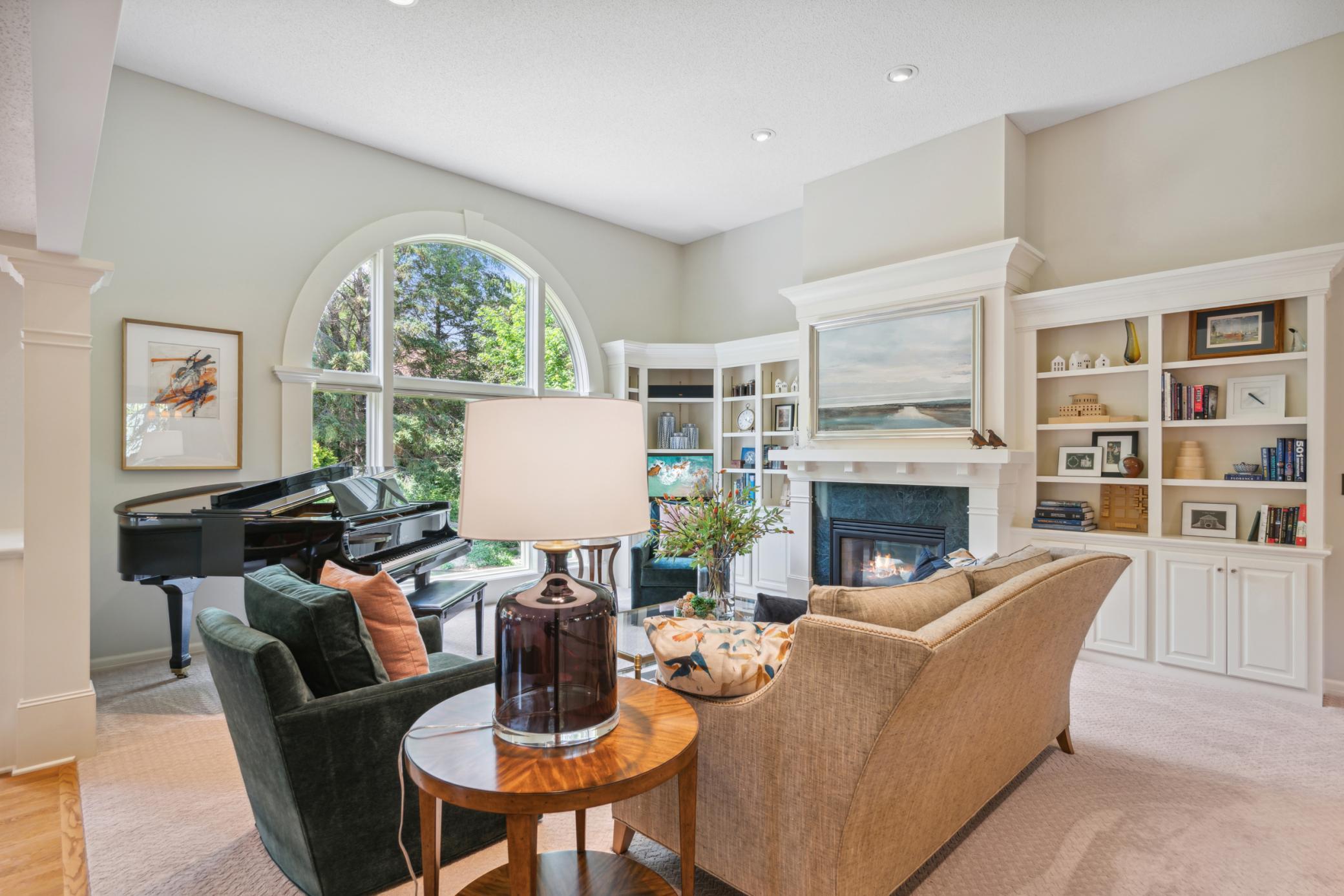 443 Vadnais Lake Drive