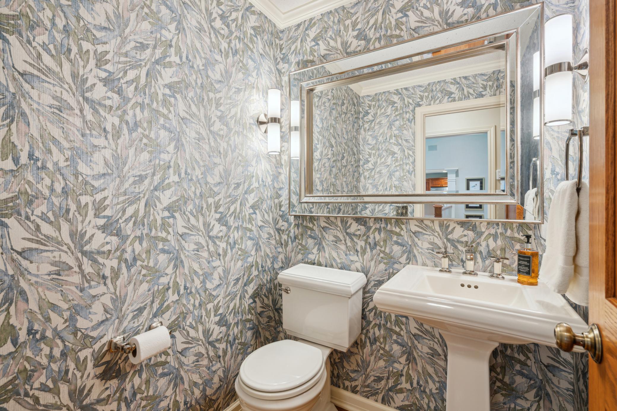 443 Vadnais Lake Drive