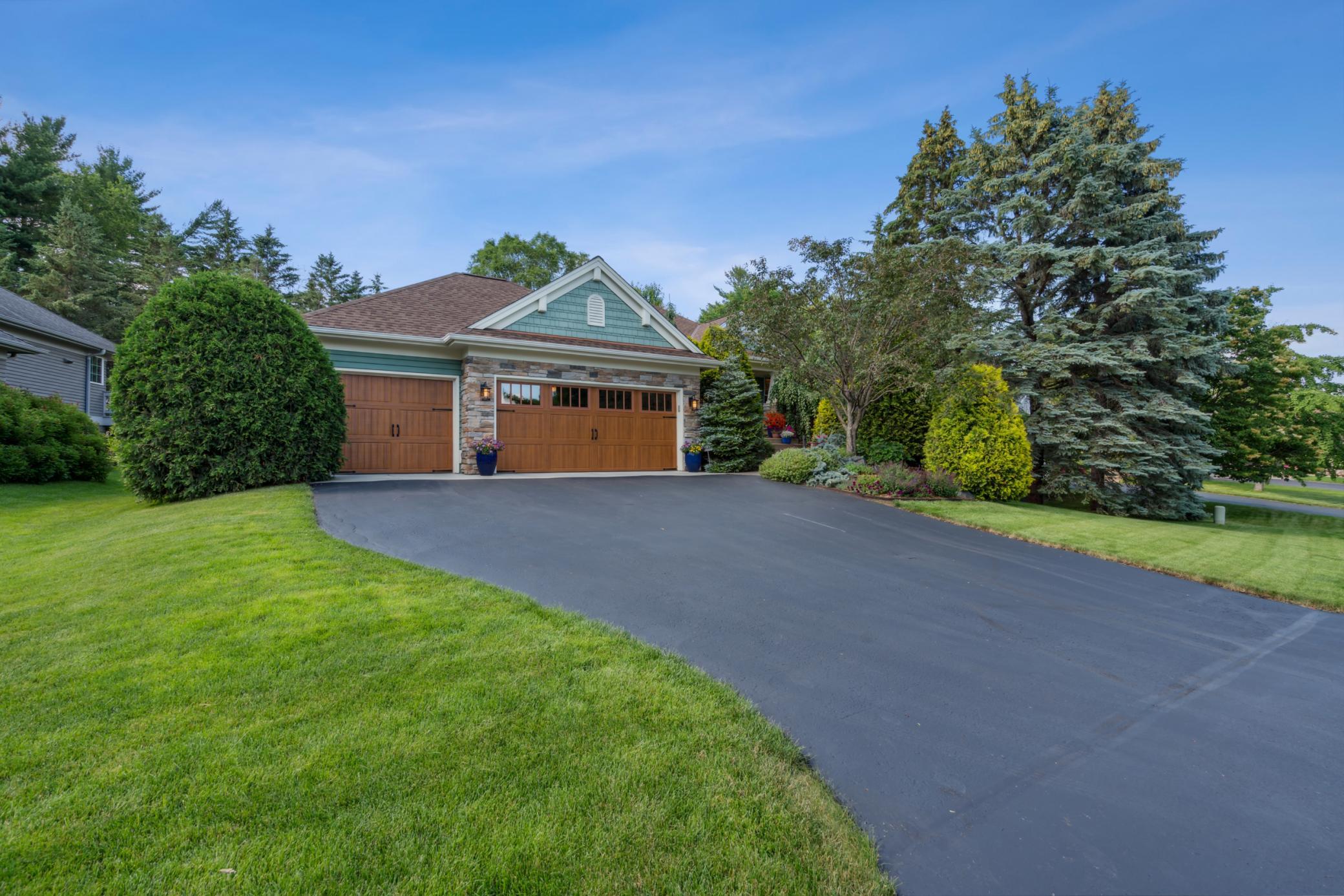 443 Vadnais Lake Drive